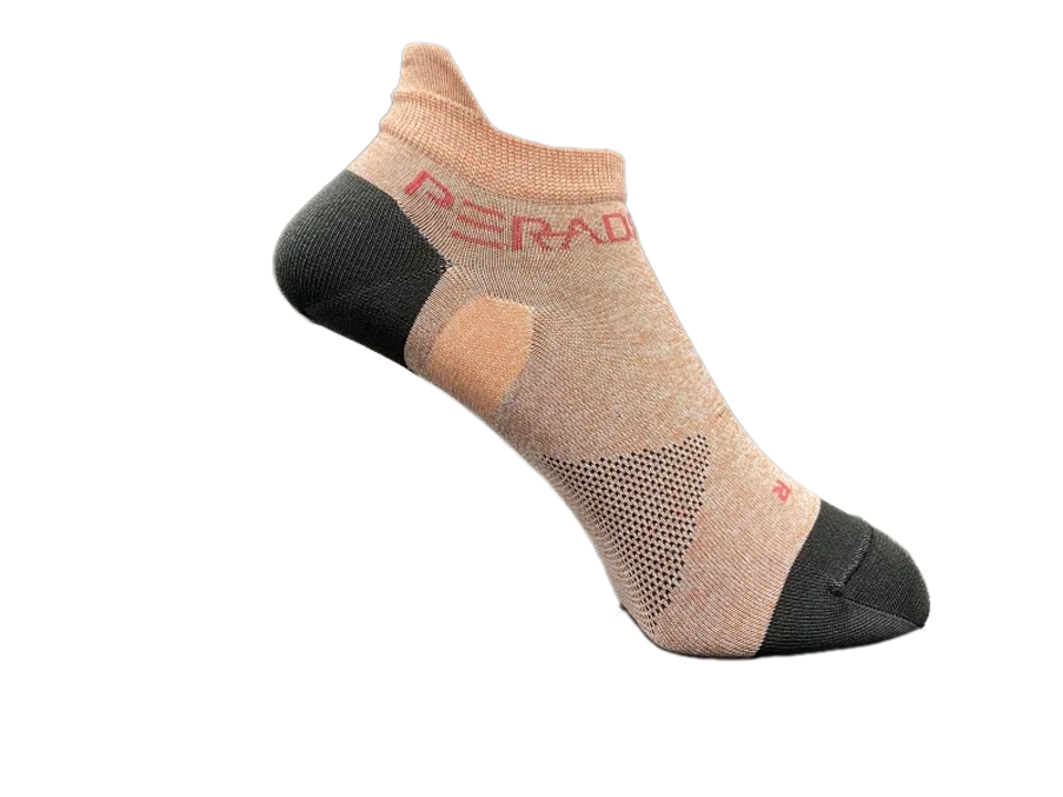 Peradra Socks - salmon.png
