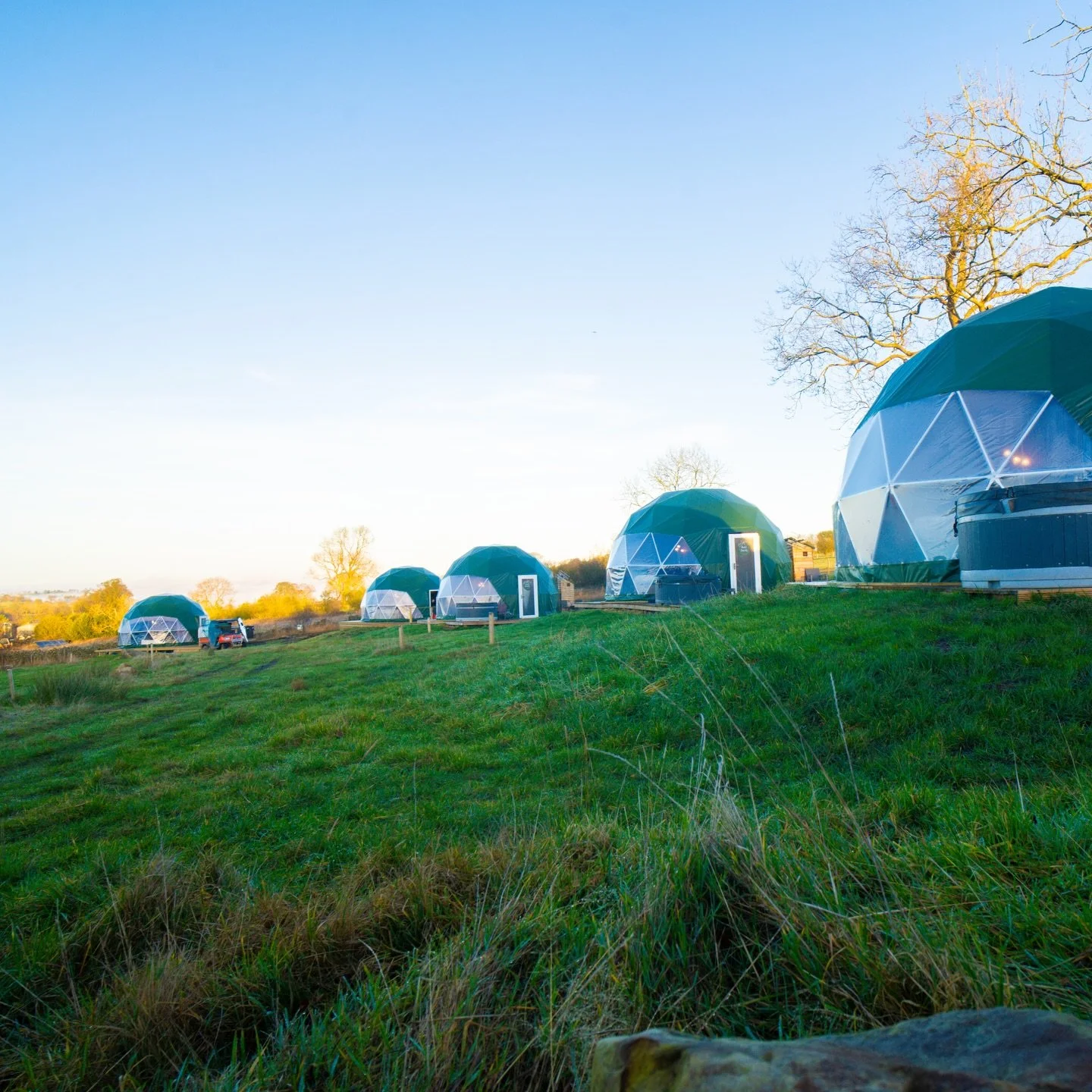 ❄️ Frosty mornings at Windmill Retreats 

There&rsquo;s something special about waking up to a crisp countryside morning. Frost across the fields, peaceful farm views from your door, and the quiet calm that only the countryside brings.

Pop the kettl