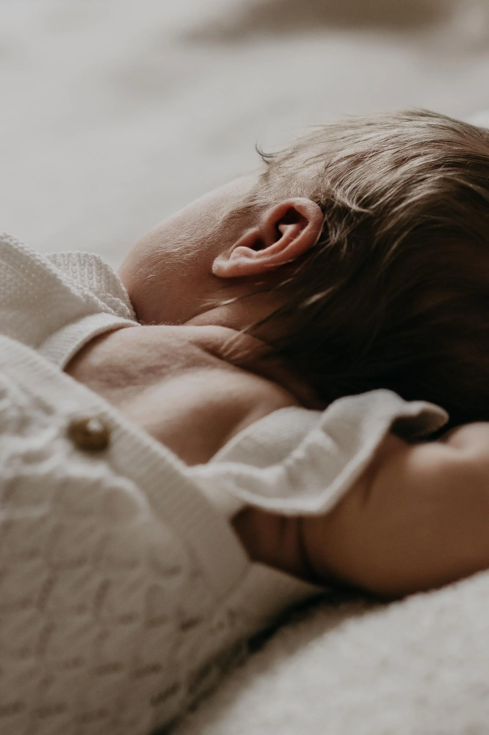 Ela Behrens Fotografie Neugeborenen Fotoshooting 17_(2).jpg