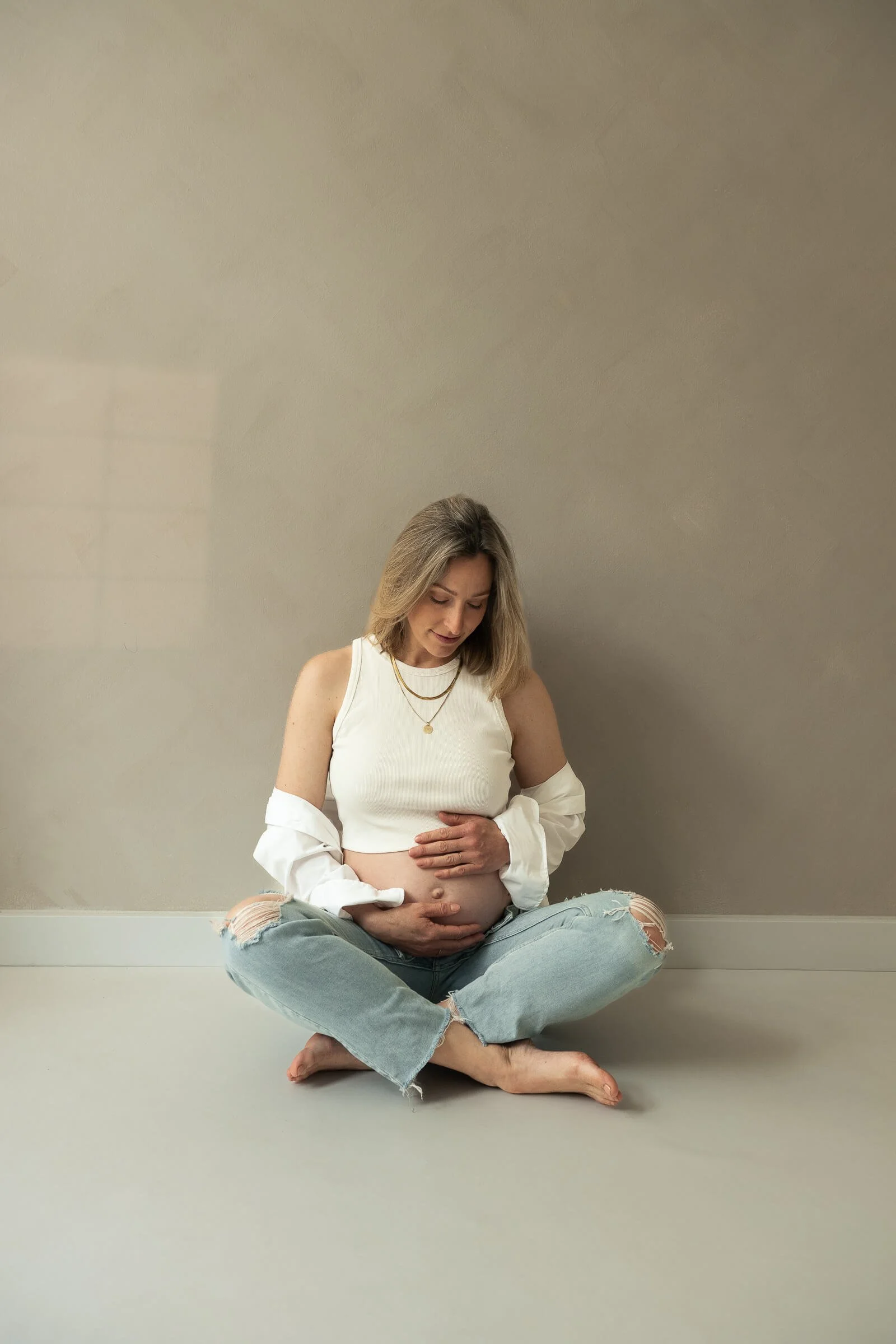 Ela Behrens Babybauch Fotoshooting München-5.jpg