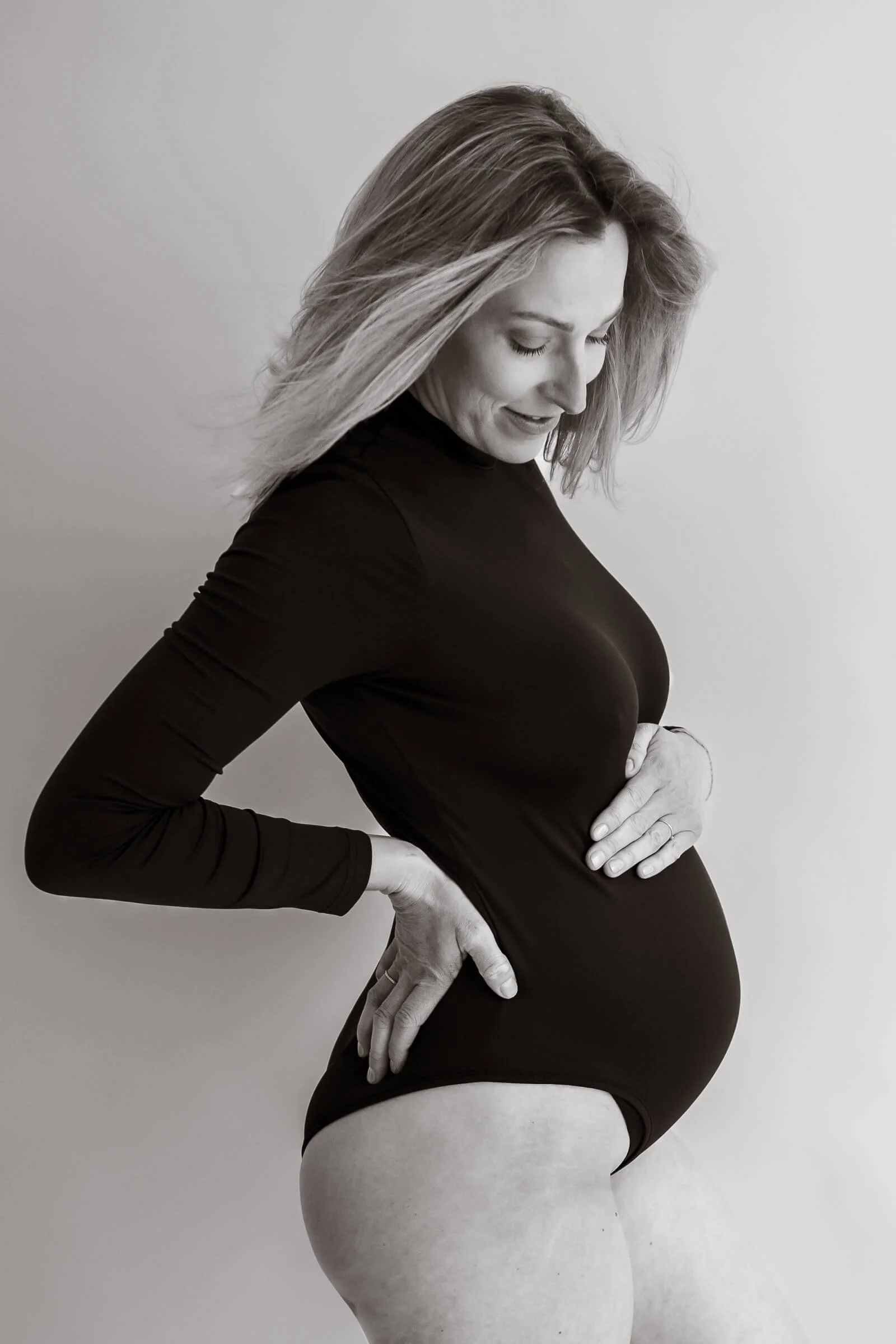 Ela Behrens Babybauch Fotoshooting München-20.jpg