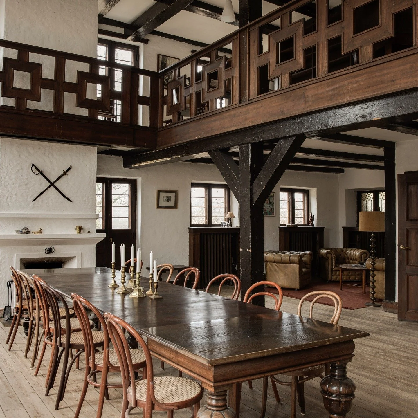 Savner i et unikt sted til at afholde jeres firmajulefrokost eller kundearrangement. Vi har stadigv&aelig;k ledige datoer og ville med gl&aelig;de danne rammer om et fantastisk arrangement.