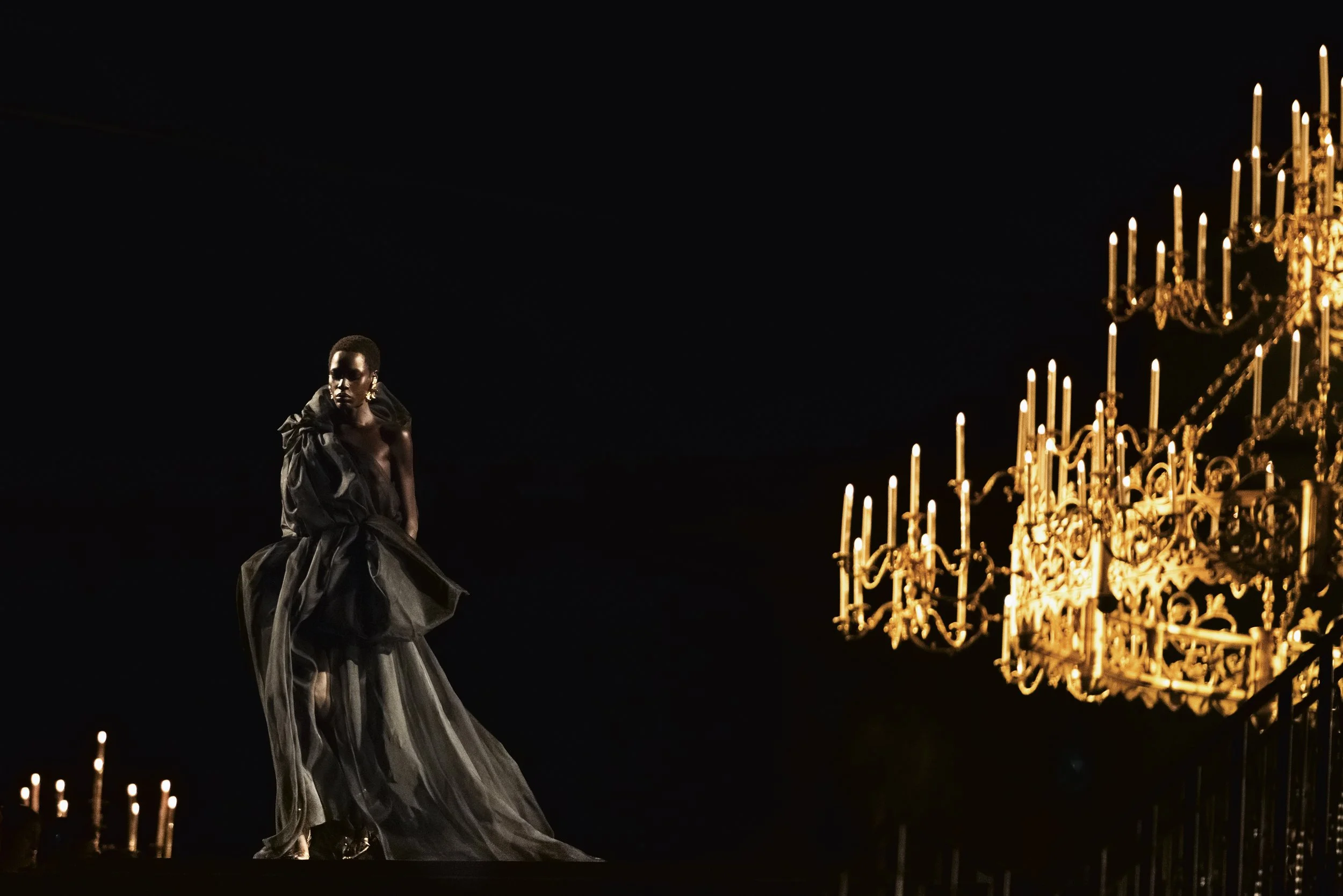 SAINT LAURENT_WOMEN_SUMMER27_AMBIANCE_02_04_HR.jpg
