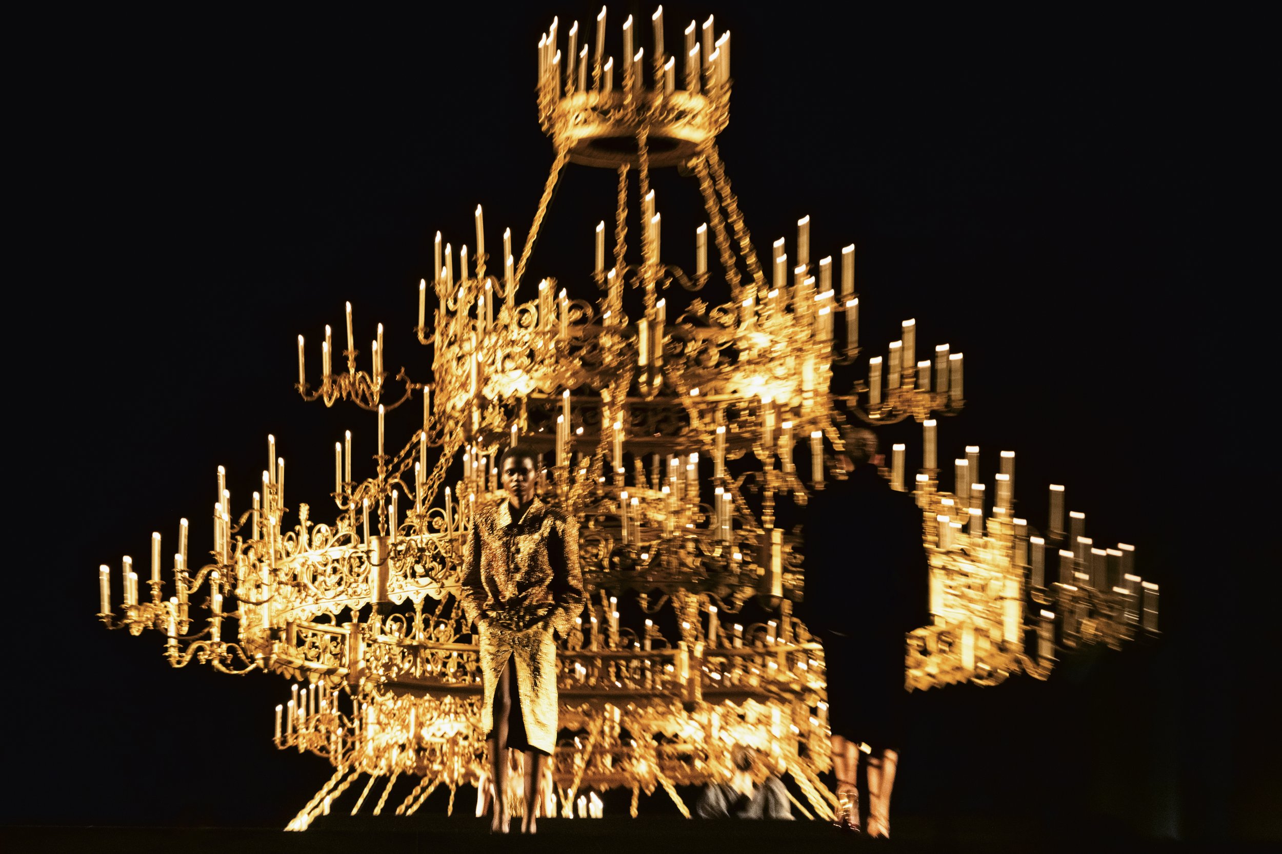 SAINT LAURENT_WOMEN_SUMMER27_AMBIANCE_02_03_HR.jpg