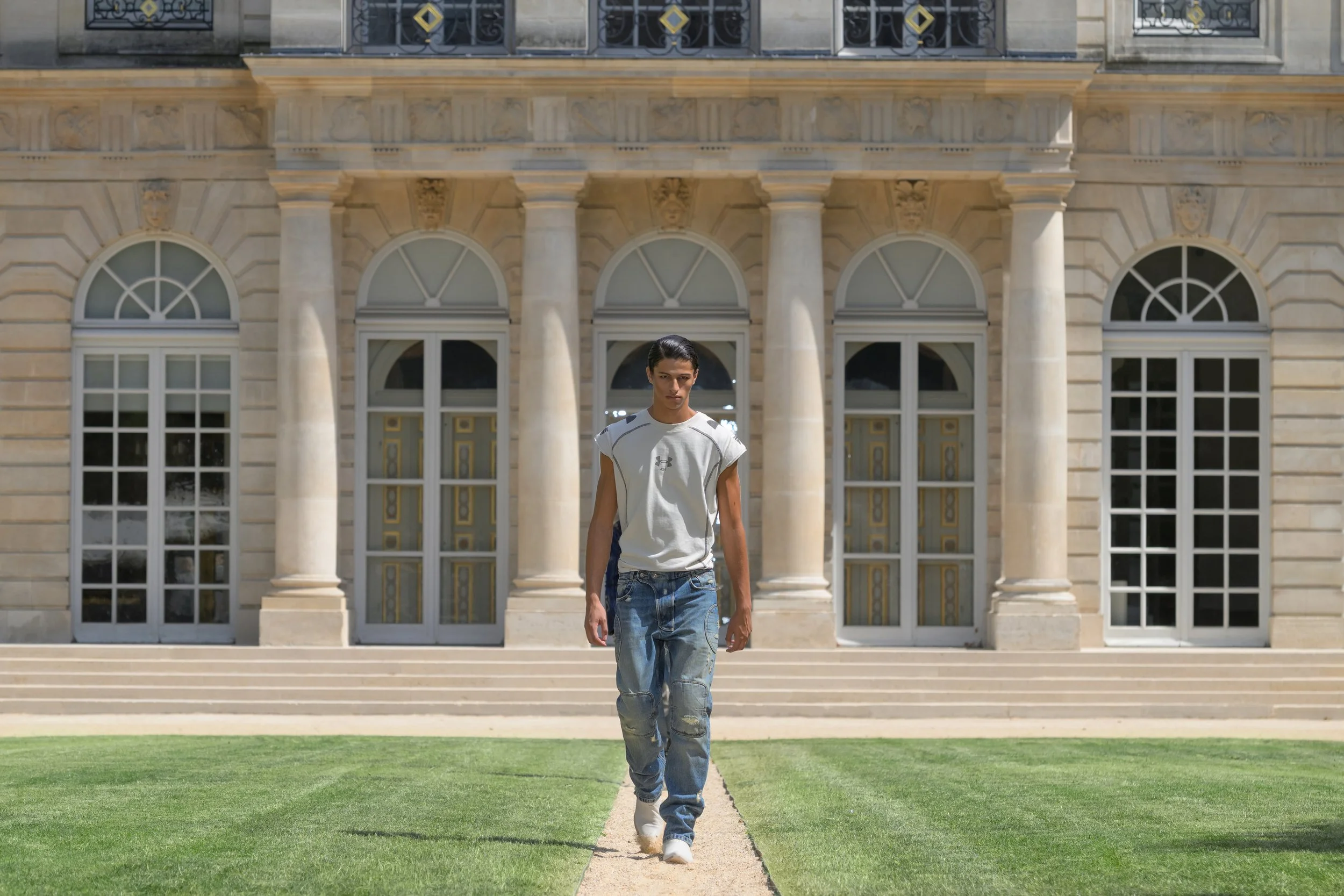 424RunwayParis34.jpg