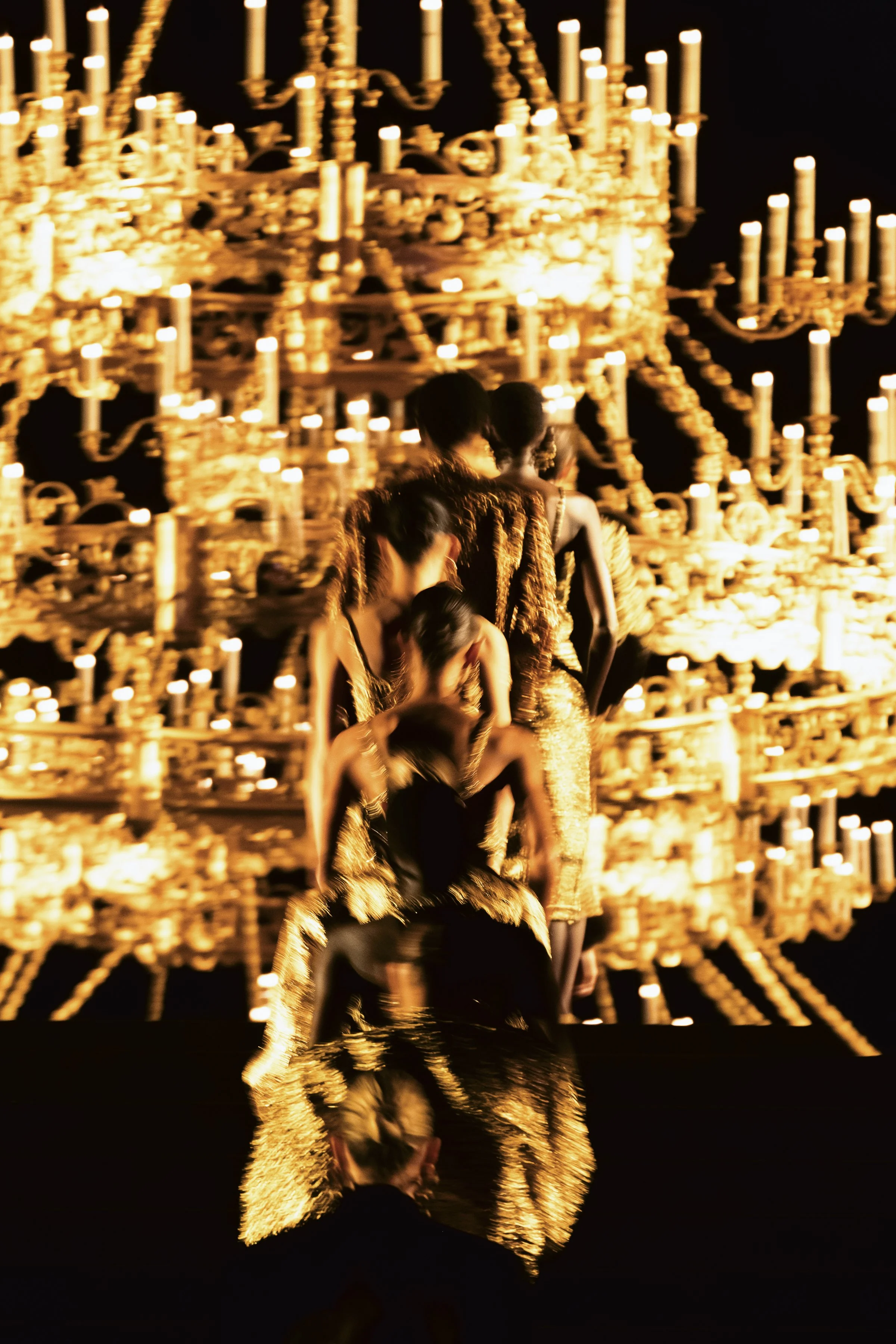 SAINT LAURENT_WOMEN_SUMMER27_AMBIANCE_02_09_HR.jpg