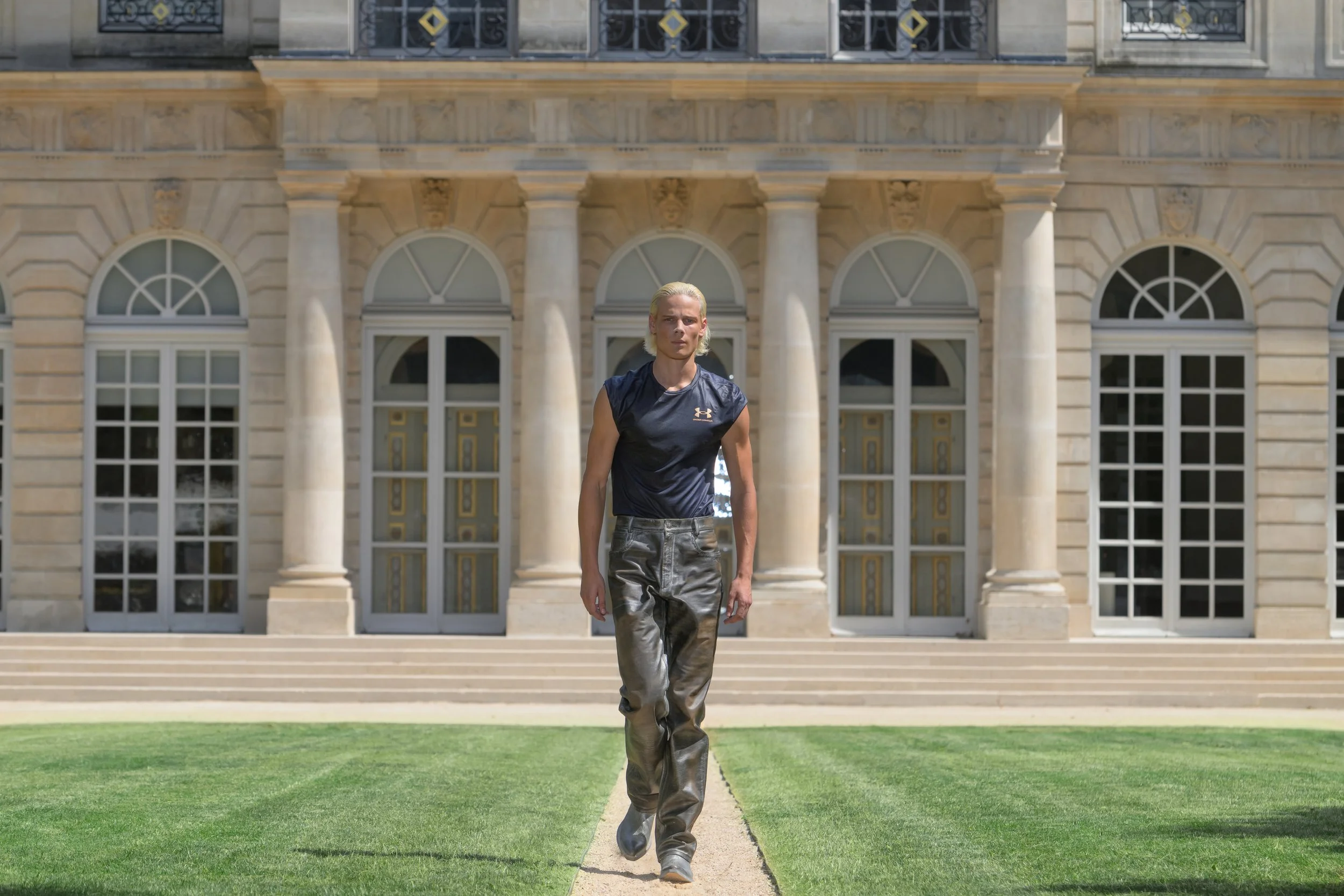 424RunwayParis38.jpg
