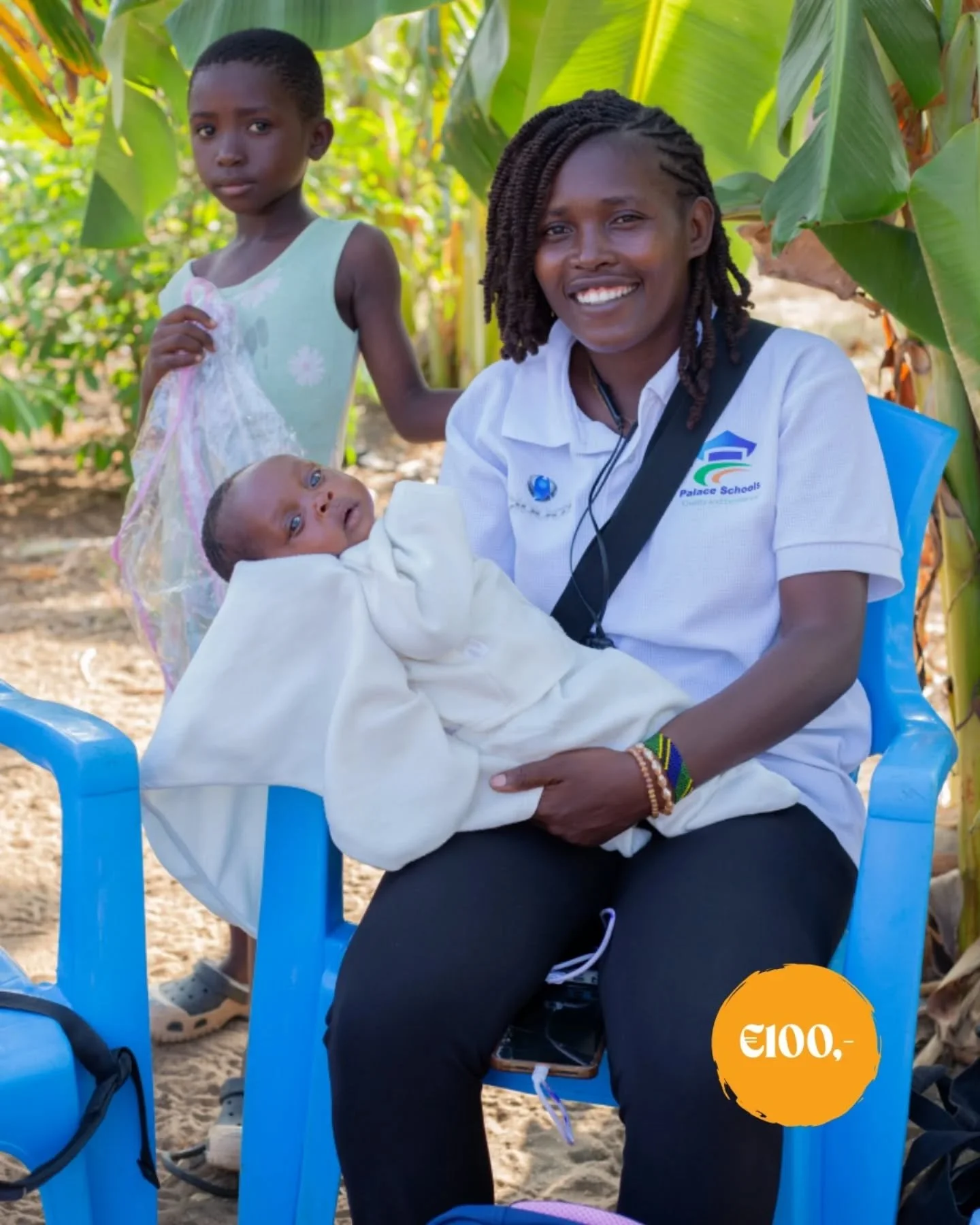 Noodhulp

Een zak rijst, een mosquitonet of een paar nachten onderdak, allemaal 'kleine' dingen die op het juiste moment van levensbelang kunnen zijn. 

Want soms is er geen tijd om te wachten. Dan heeft een kind n&uacute; veiligheid, zorg of voeding