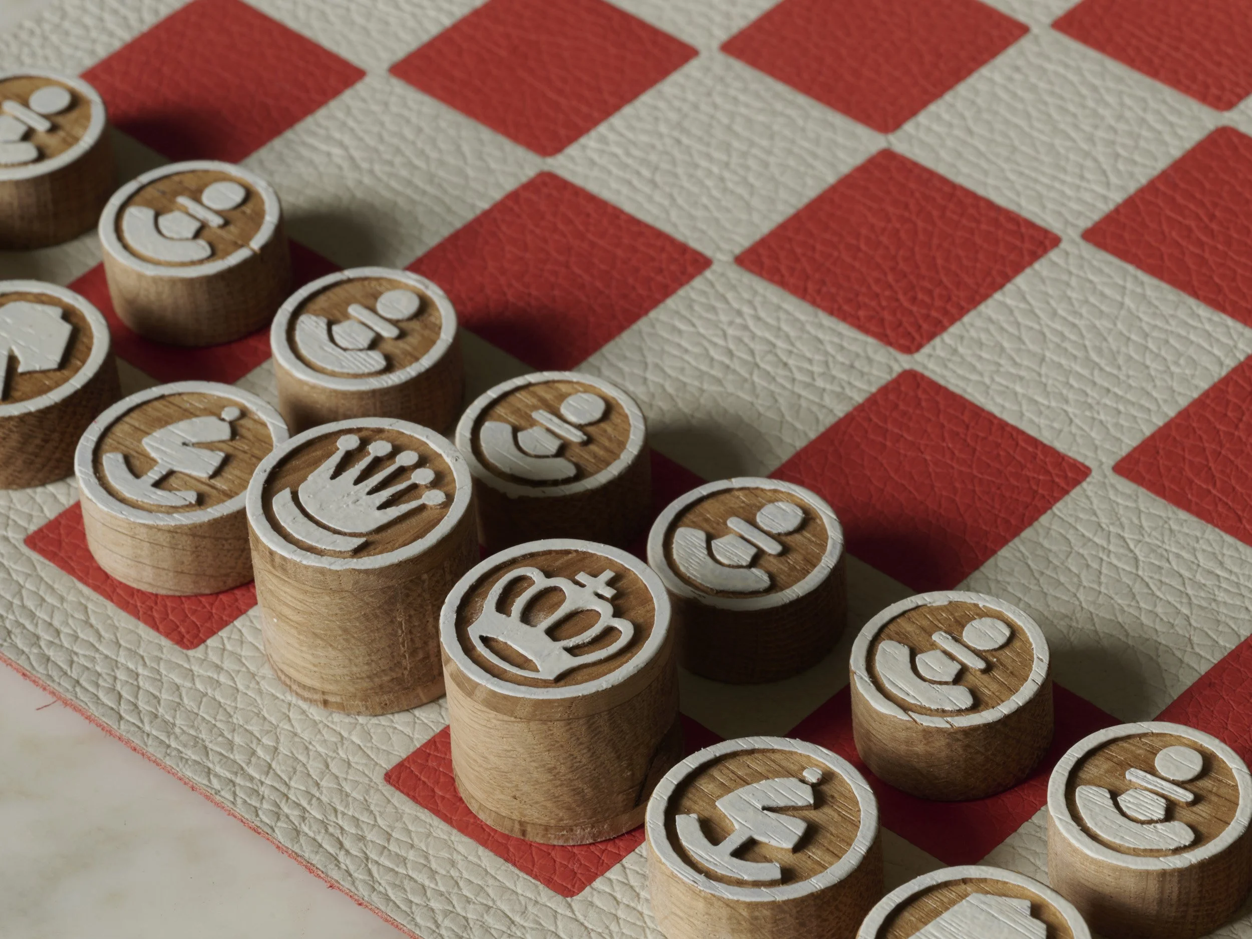 LEATHER CHESS CARPET