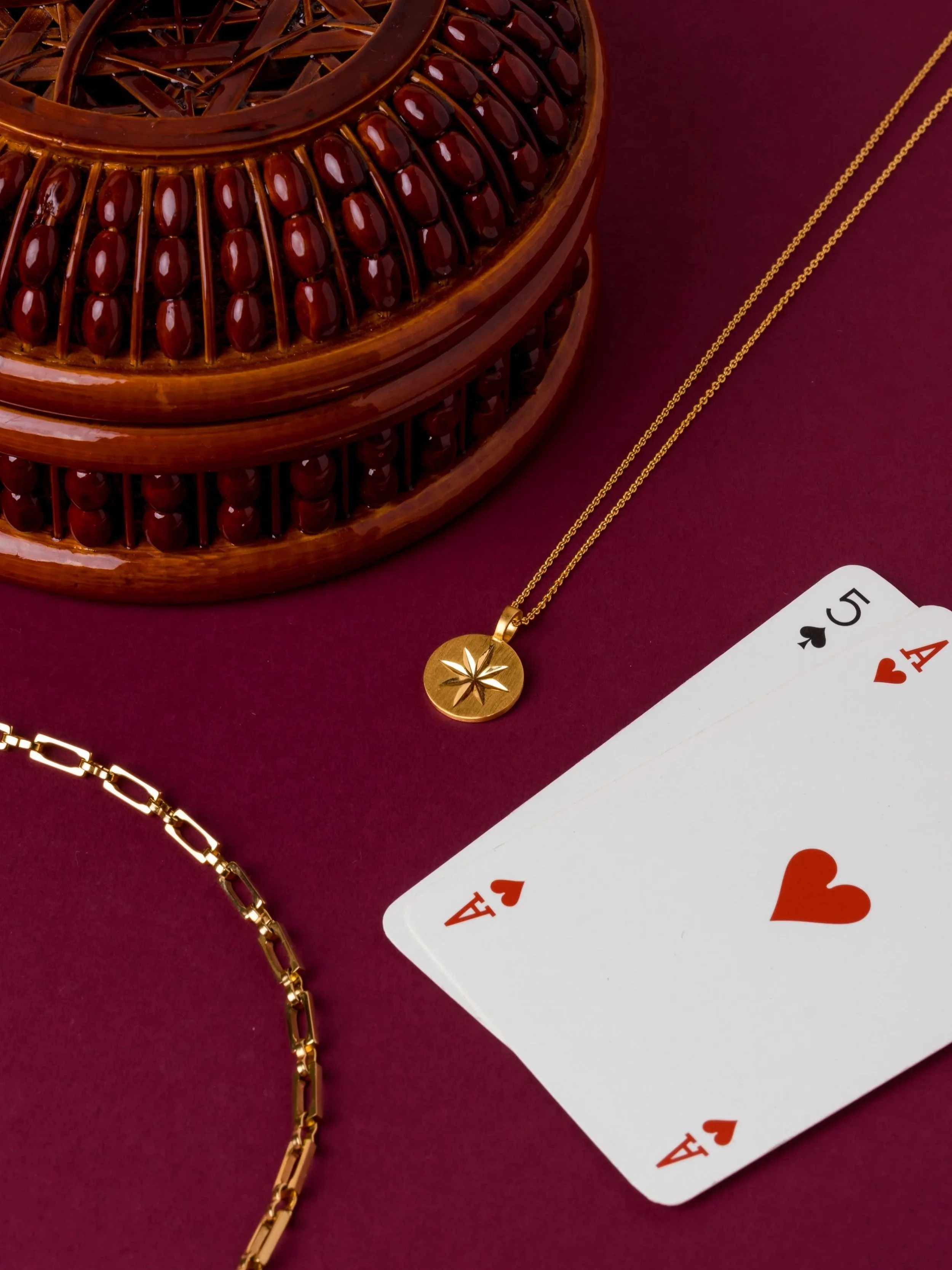 jewellery-photography-red-cards.jpg