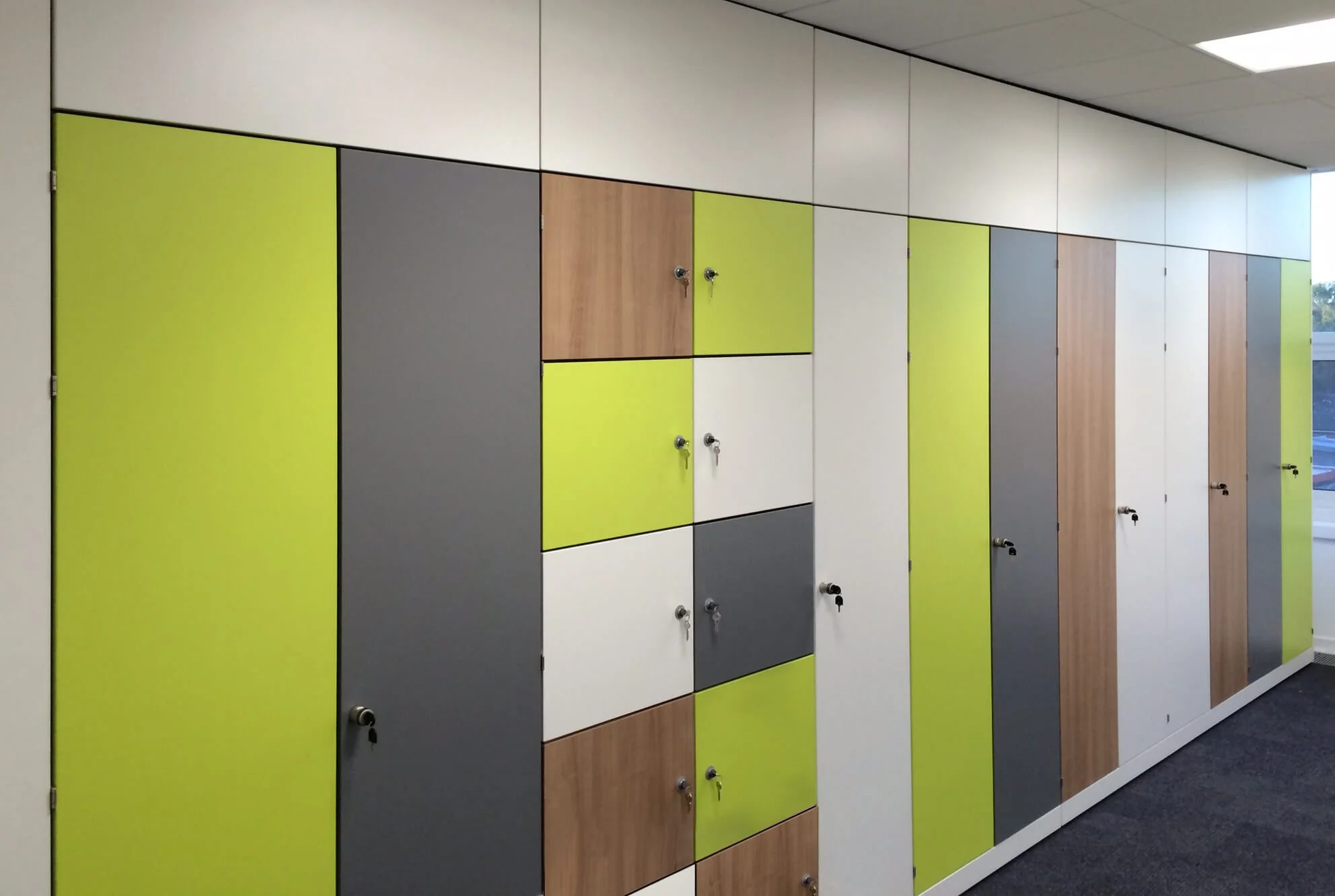 Floor-to-ceiling-wall-storage-4.jpg