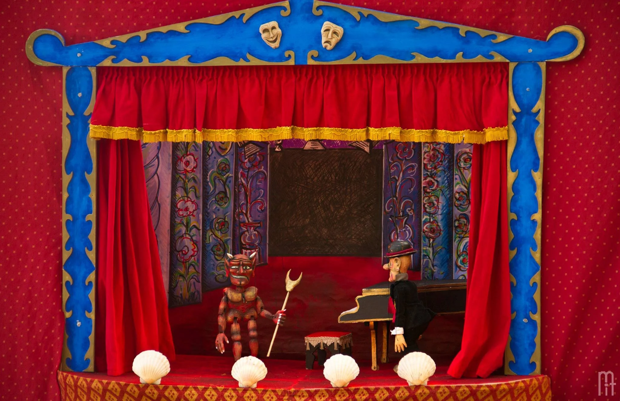 Barrigaverde. Títeres Alakrán, Borja Insua en Mallas