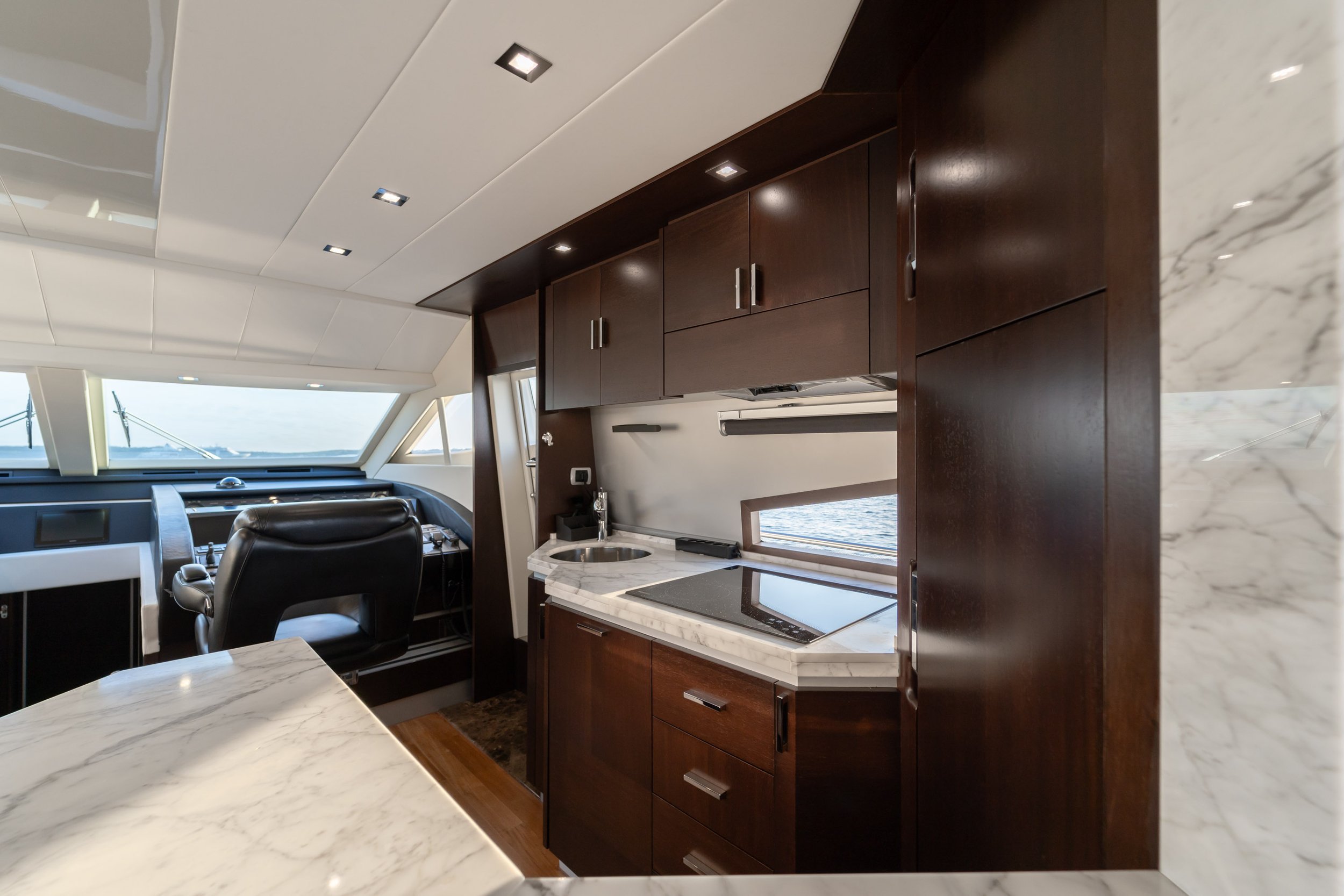 Dominator 62 - Skyfall-110.jpg