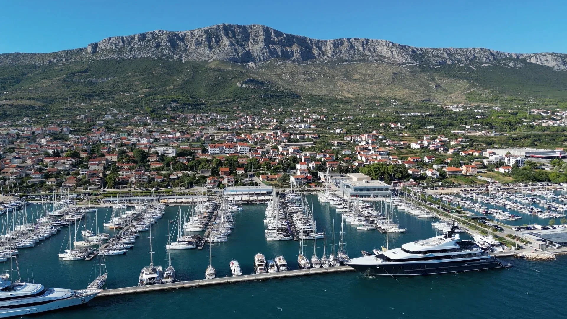 Timeline 1_01_00_41_20.jpg