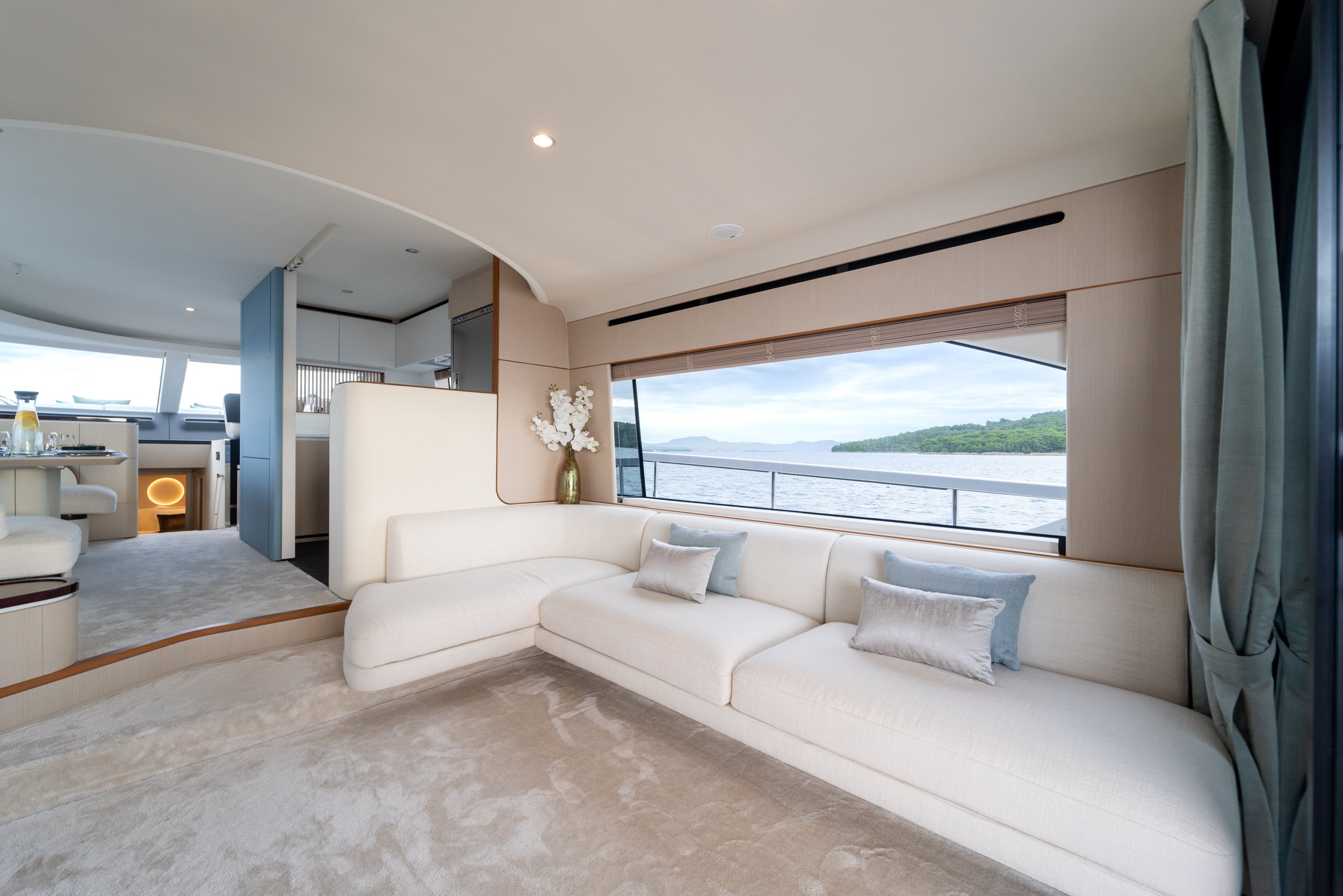 Azimut 68 - Donna-157.jpg