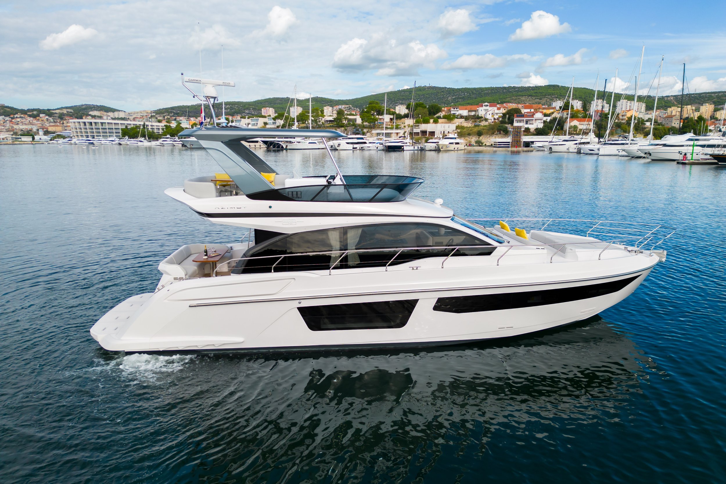 Azimut 53 Fly-115.jpg
