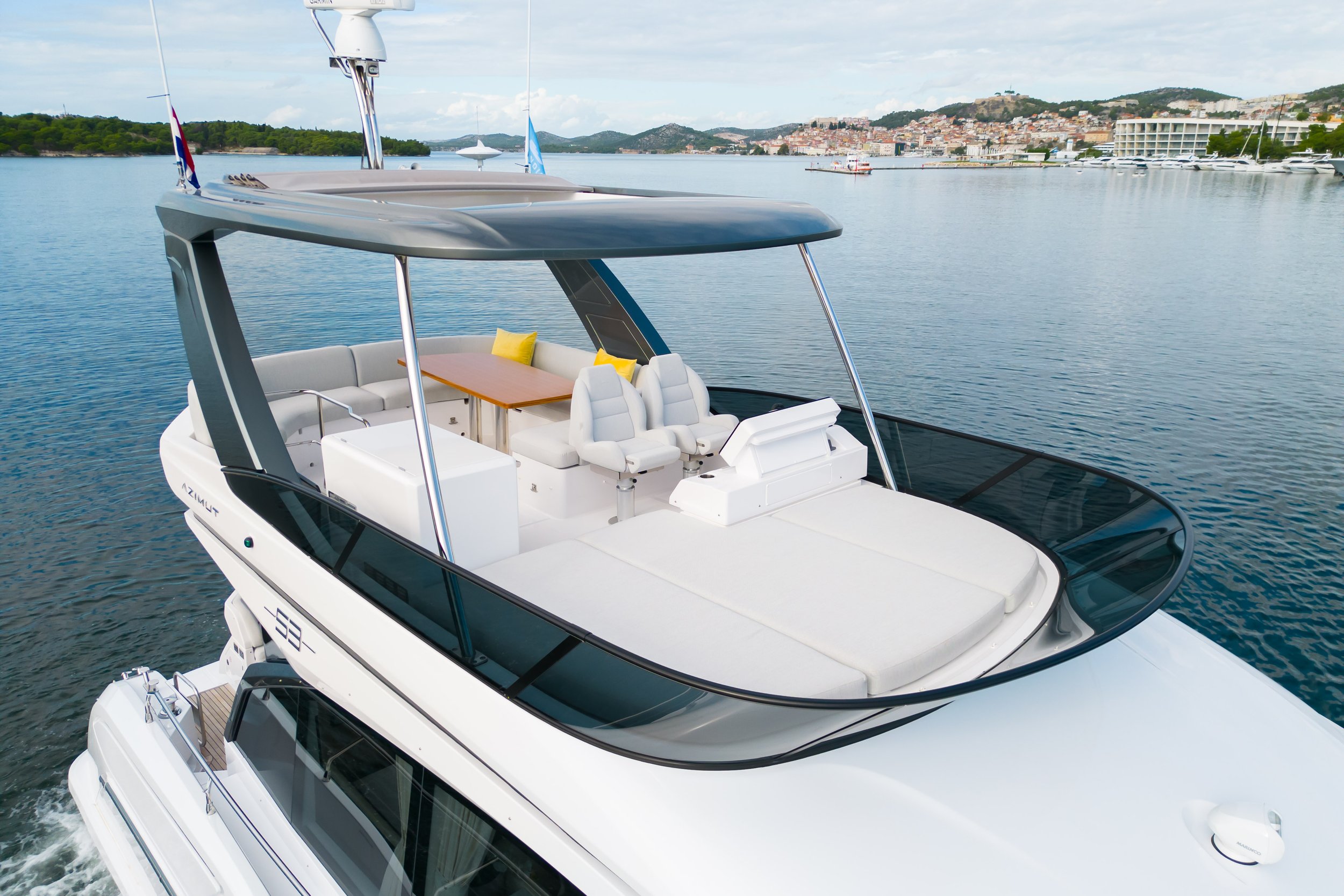 Azimut 53 Fly-112.jpg