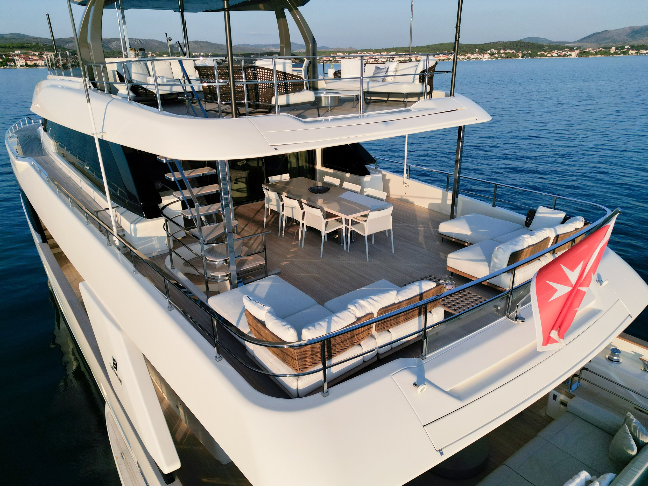Navetta-33C-73.jpg