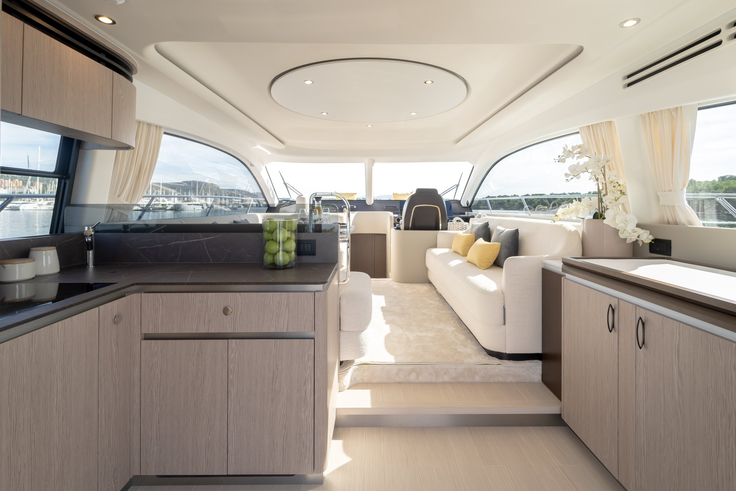Azimut 53 Fly-164.jpg