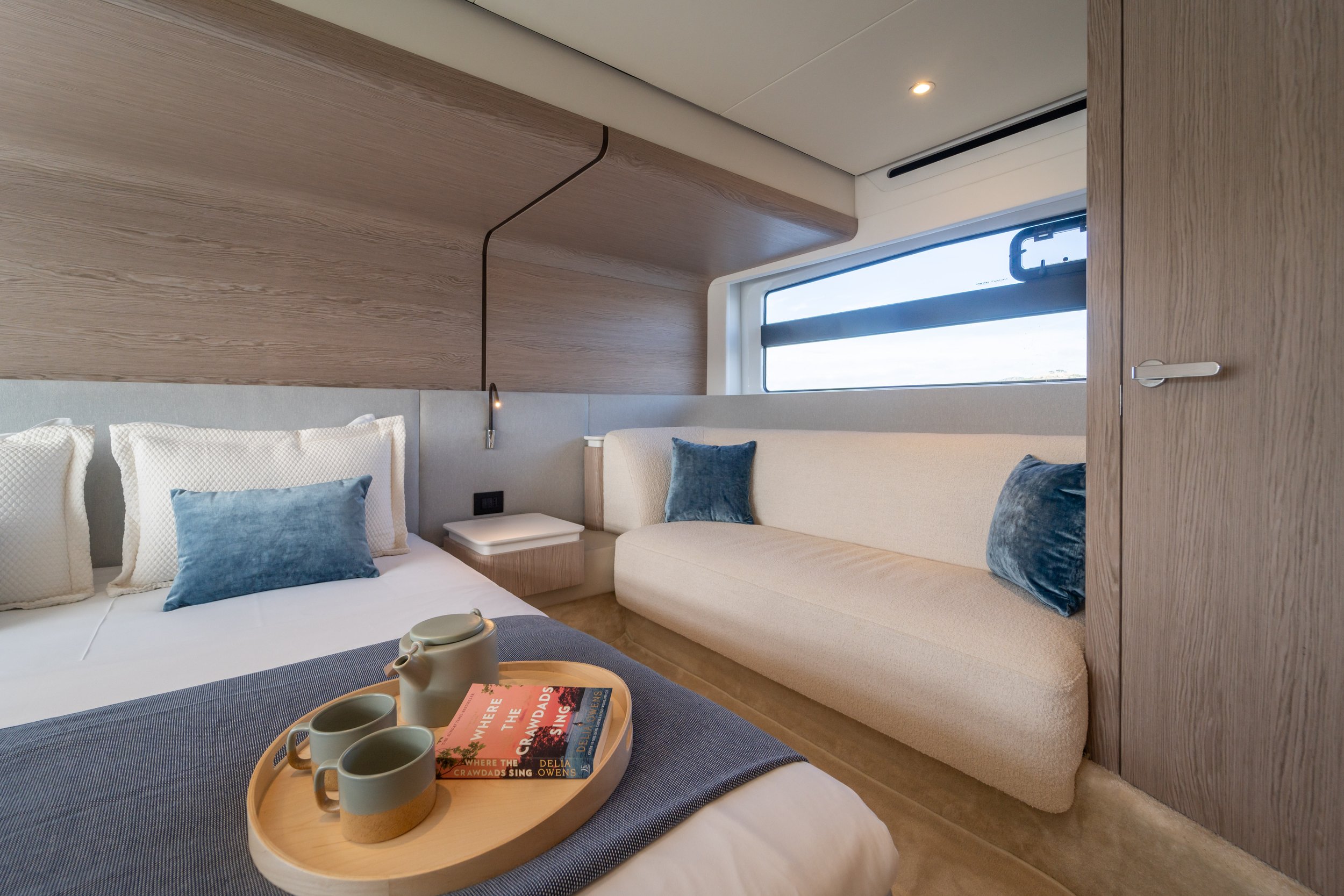 Azimut 53 Fly-149.jpg