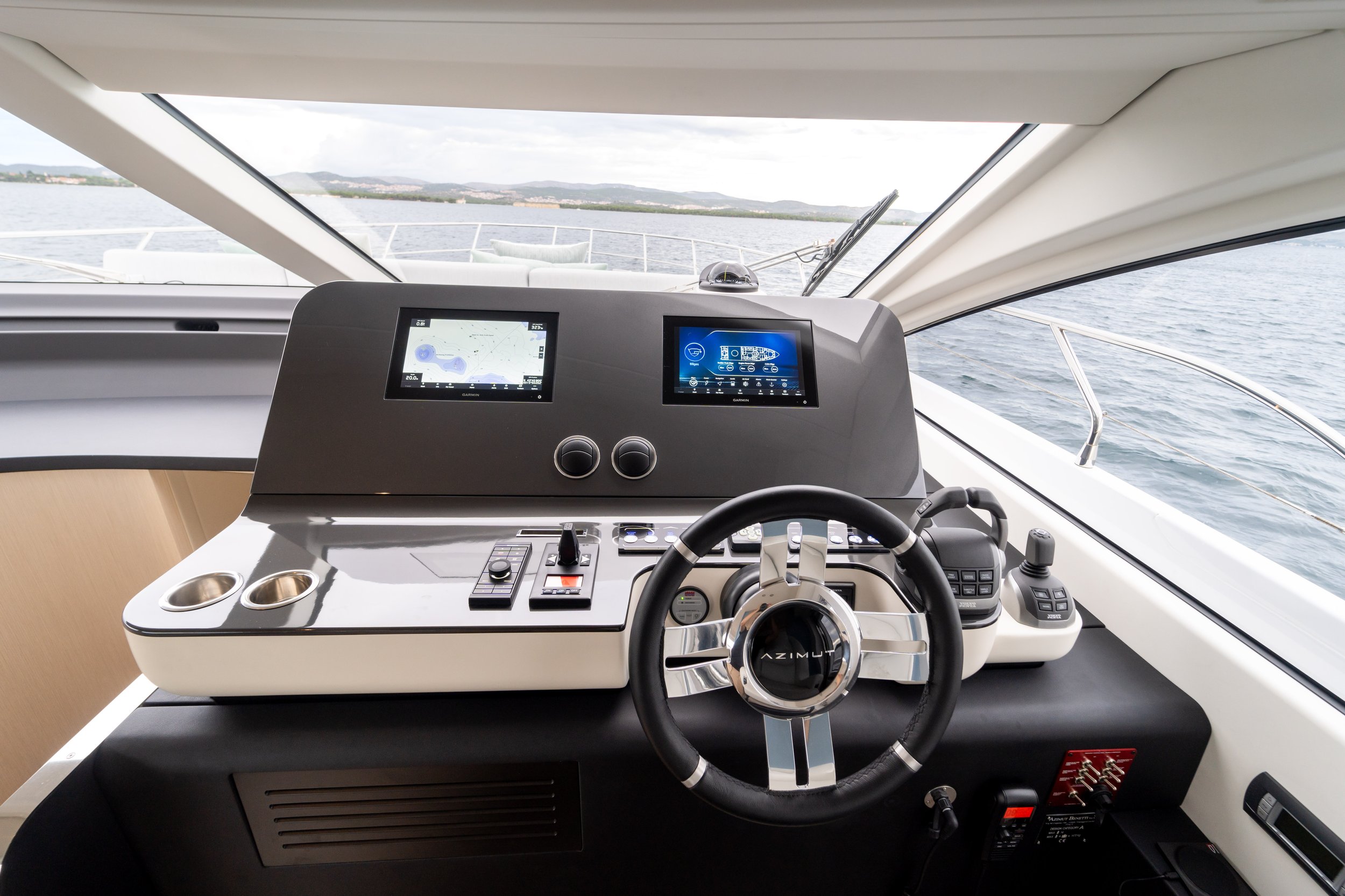 Azimut 68 - Donna-162.jpg