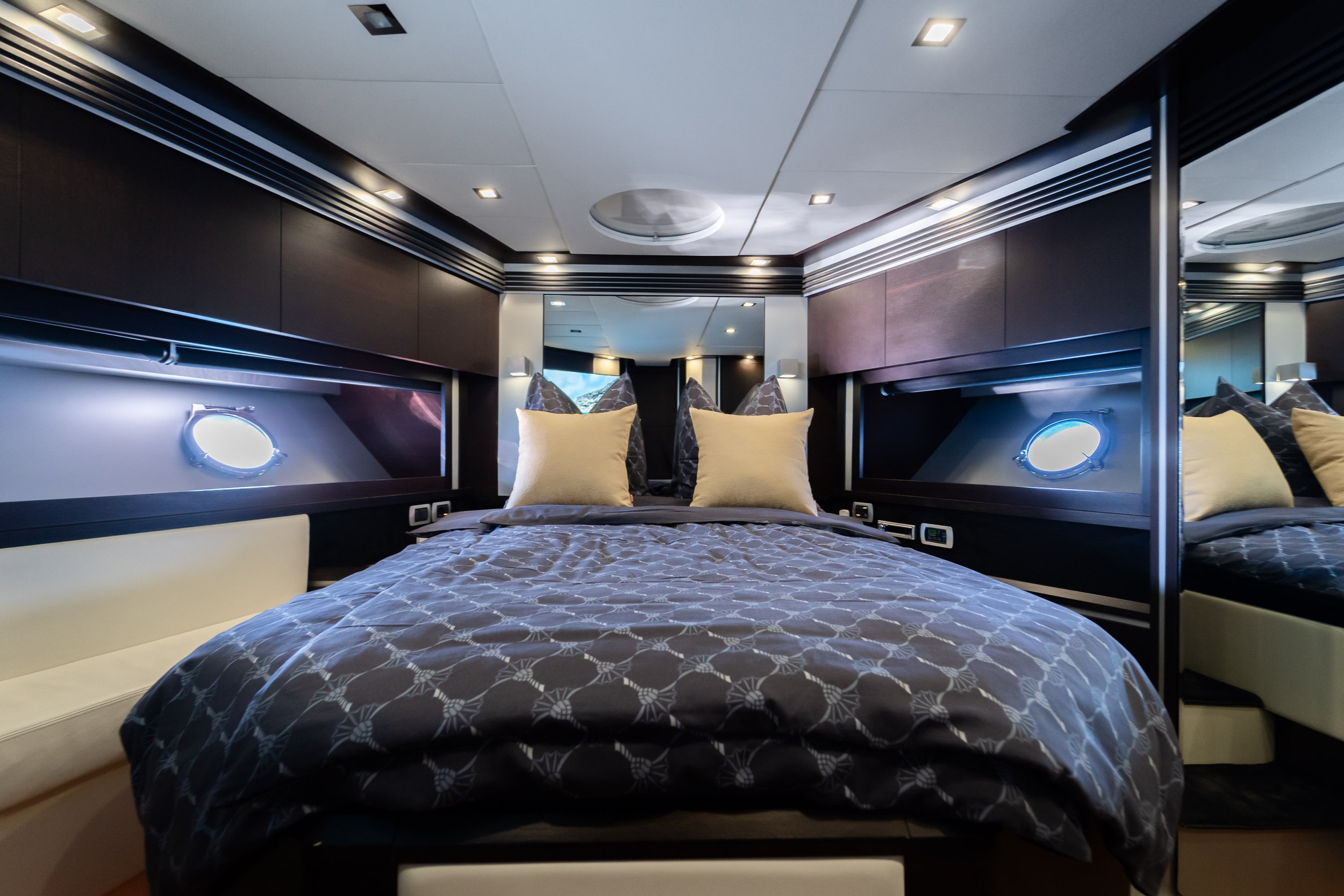 Dominator 62 - Skyfall-58.jpg