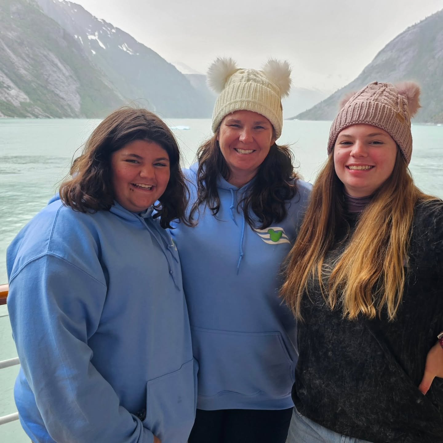 Check out my newest blog post -  The Magic of Multi-Generational Cruising in Alaska

https://www.skyesthelimitvacations.com/blog/eld9rqf335dpr5eykjgr755i60juiu

Link in profile.