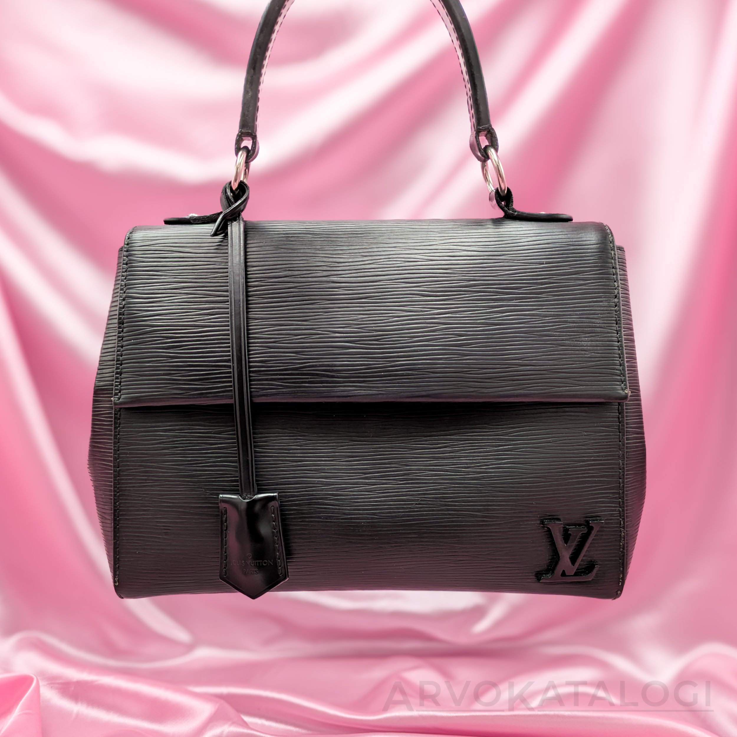 Louis Vuitton Cluny BB - Black Epi Leather