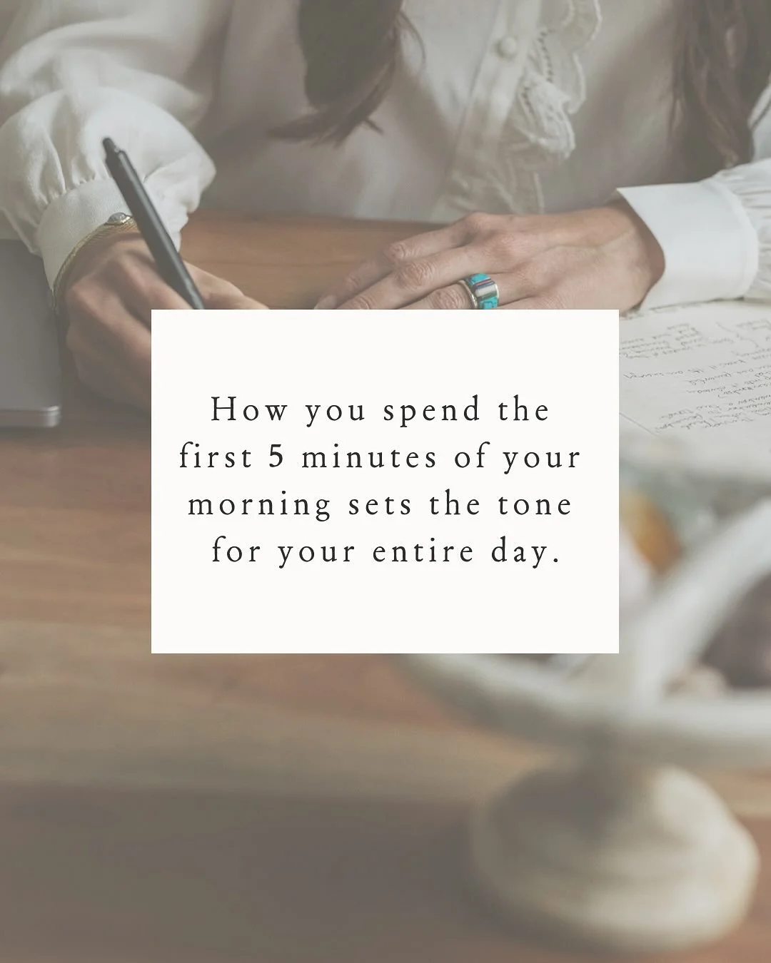 How you start the first five minutes of your morning tells me everything I need to know about how your day will go. 
.
Because your morning sets the tone for your day. 
.
One of my clients used to roll straight out of bed to her laptop.
Just full blo