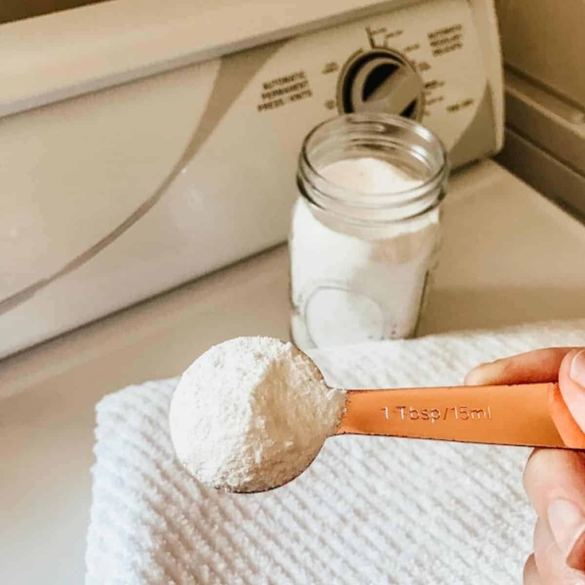 natural-laundry-detergent-.jpg