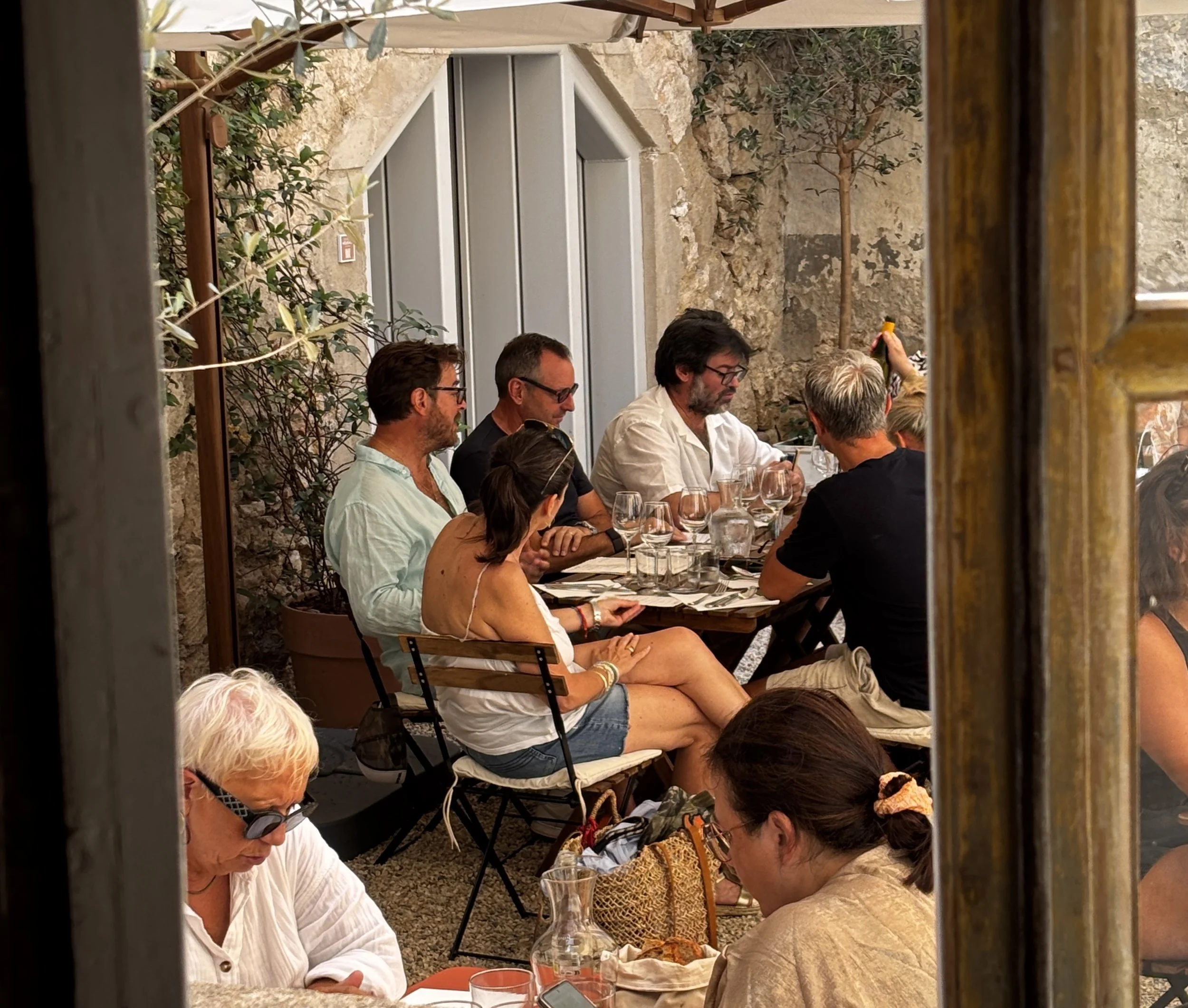 2026-06_dejeuner_terrasse_1.JPG