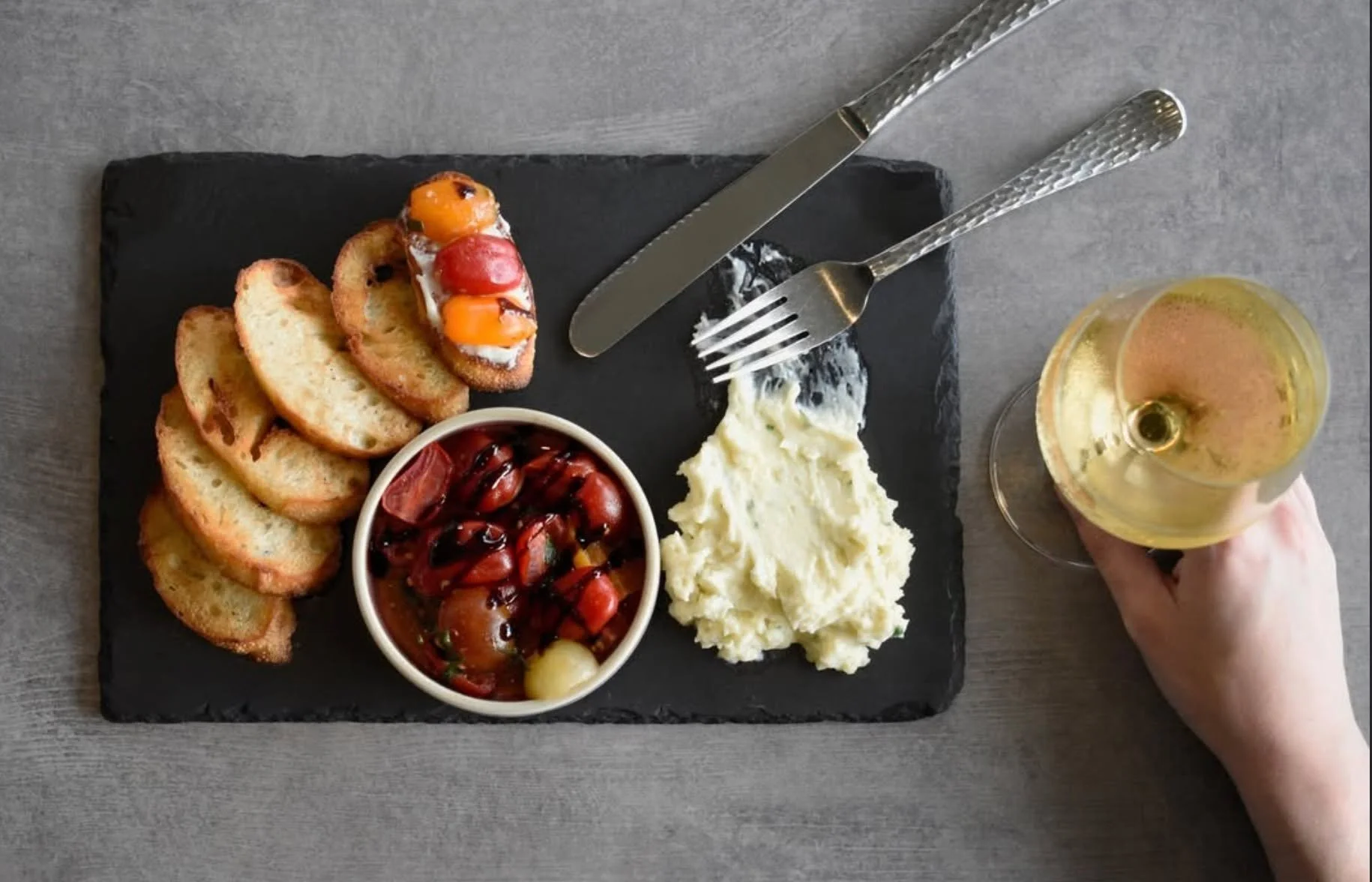 Wine and a bruschetta board&hellip; what more could you need? Slow down, sip, and savor the weekend at Grappa.
&middot;
&middot;
Reserve your table today! 🥖
&middot;
#grappafood #grappaeats #grapparoc #grappa #rochesterny #tasteny #cameraeatsfirst #