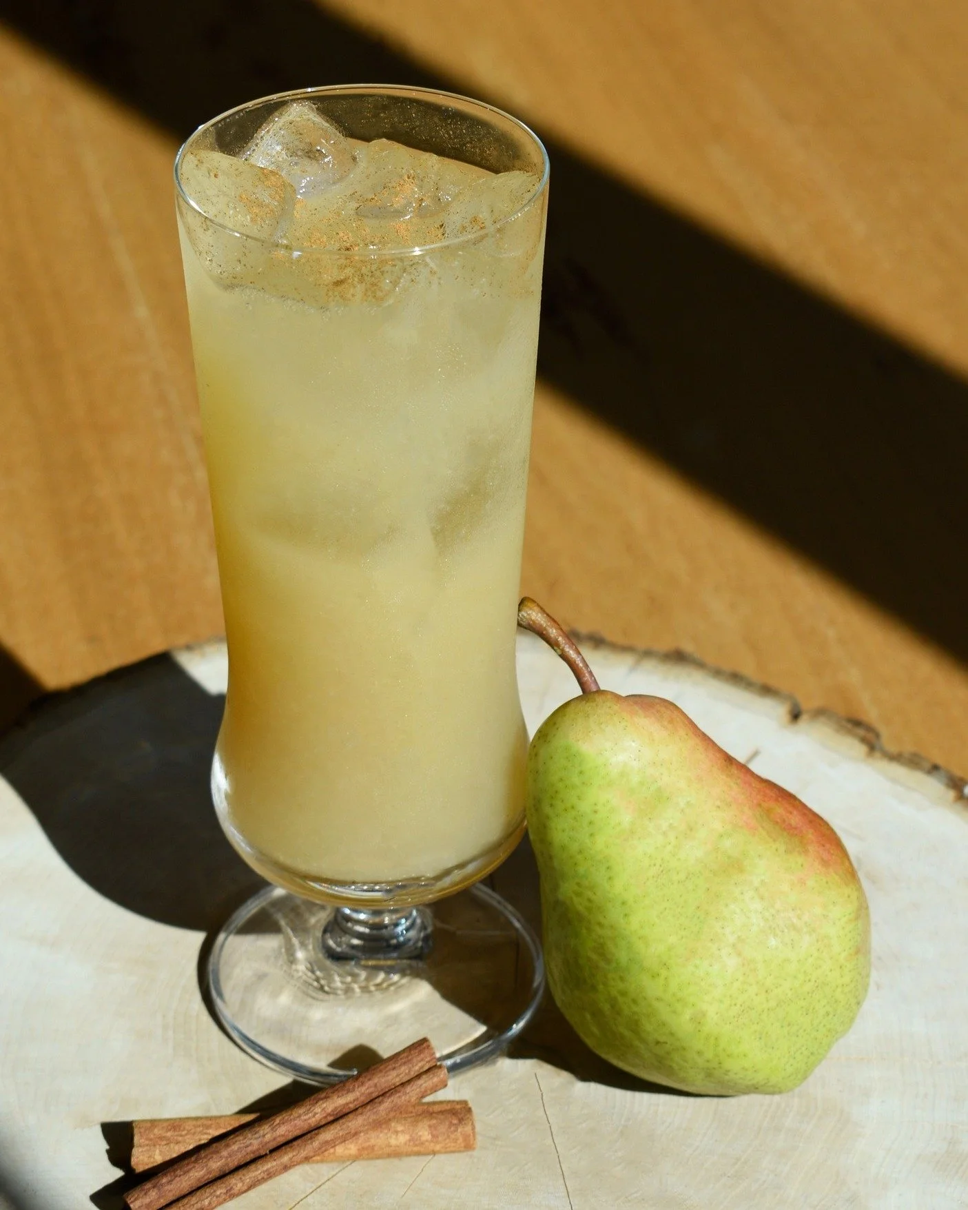 Sip into paradise with our Pearadisio 🍐 Illegal Mezcal, triple sec, pear, lime, and hibiscus in every refreshing sip. 
&middot;
&middot;
Grab a seat at Grappa this weekend!
&middot;
#grappafood #grappaeats #grapparoc #grappa #rochesterny #tasteny #c