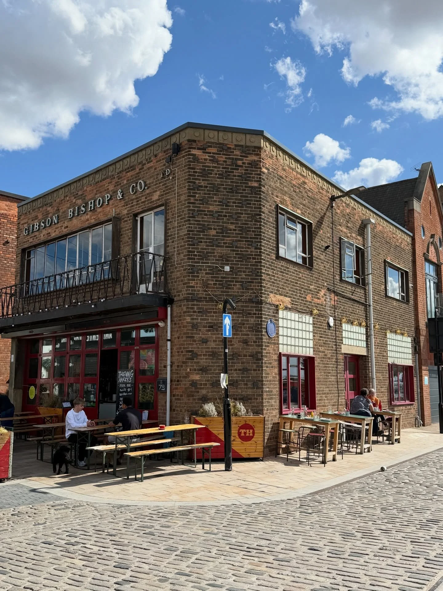@thieving_harrys 

Thieving Harry&rsquo;s is a popular caf&eacute;-bar in Hull&rsquo;s Fruit Market on Humber Street, housed in a late 19th-century warehouse that formerly served as a fruit and vegetable wholesaler (Gibson Bishop &amp; Co). Opened as