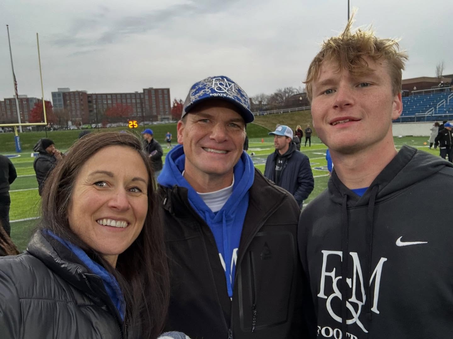 🎉🎉🎉 Happy 20th @thomas.jeanes!!! 🎉🎉🎉

I love your adaptability, 
how steady you stay when everything around you feels chaotic, 
your ability to win people over and connect with them, your love of history, 
that mischievous smile, 
and your knac