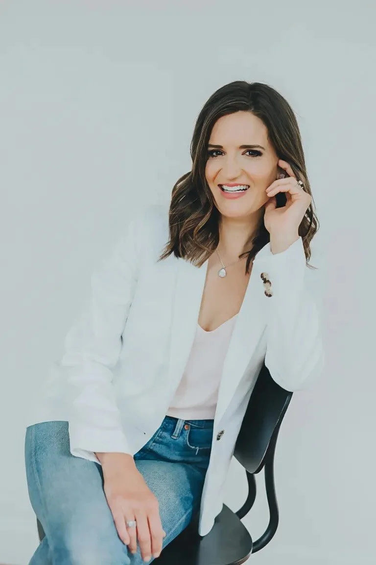 Christine maren headshot-min.jpg