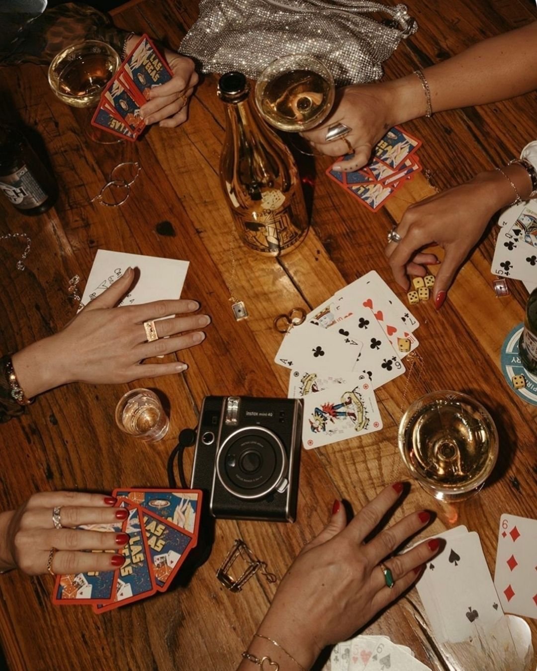 Friday night drinks &mdash; but make them NoLo ✨

Think: great conversation 🥂, a beautiful glass in hand, and the kind of conscious choice that feels quietly luxurious rather than limiting. Because celebrating well shouldn&rsquo;t mean compromising 