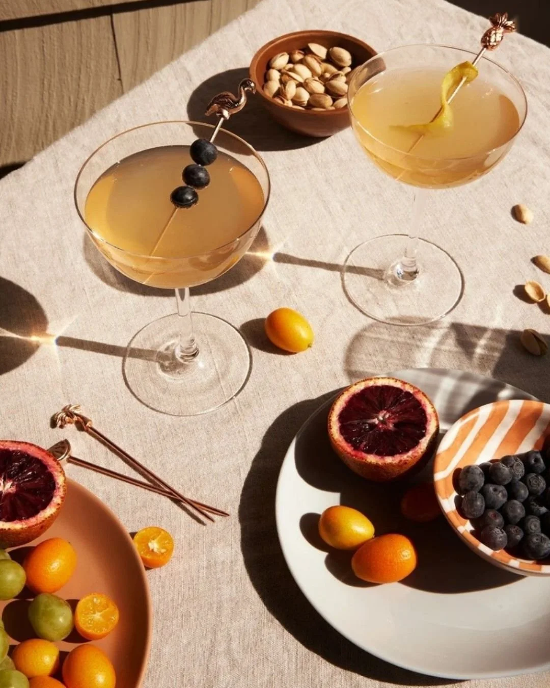 Longer Evenings, Lighter Pours ✨

We&rsquo;re leaning into the shift &mdash; brighter days call for something fresher in your glass. Think crisp, citrus-led, low &amp; no-alcohol drinks that lift your energy without weighing you down.

At Mowell, it&