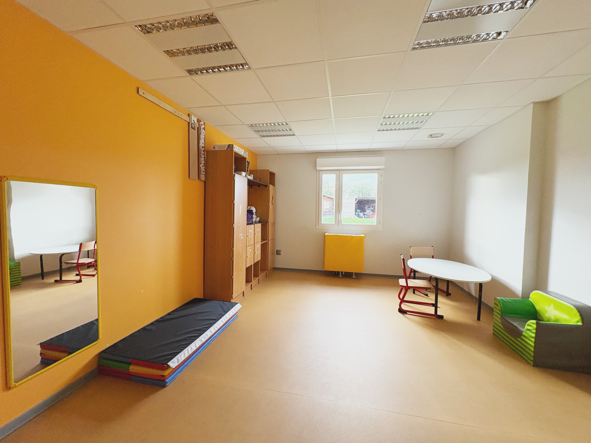 Salle d’activités de l’IME Hélène Delalande de l’APAJH 03 pour les enfants.
