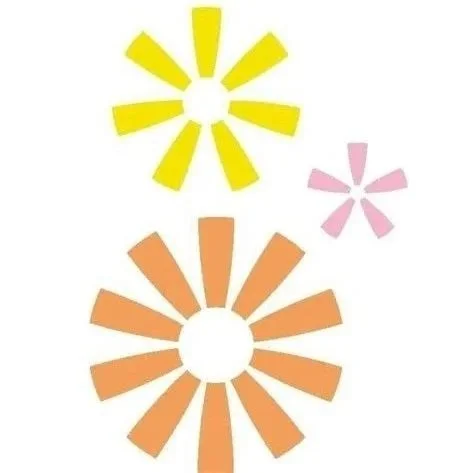 Logo de l’APAJH avec trois fleurs stylisées aux couleurs de la charte graphique orange, jaune et rose.