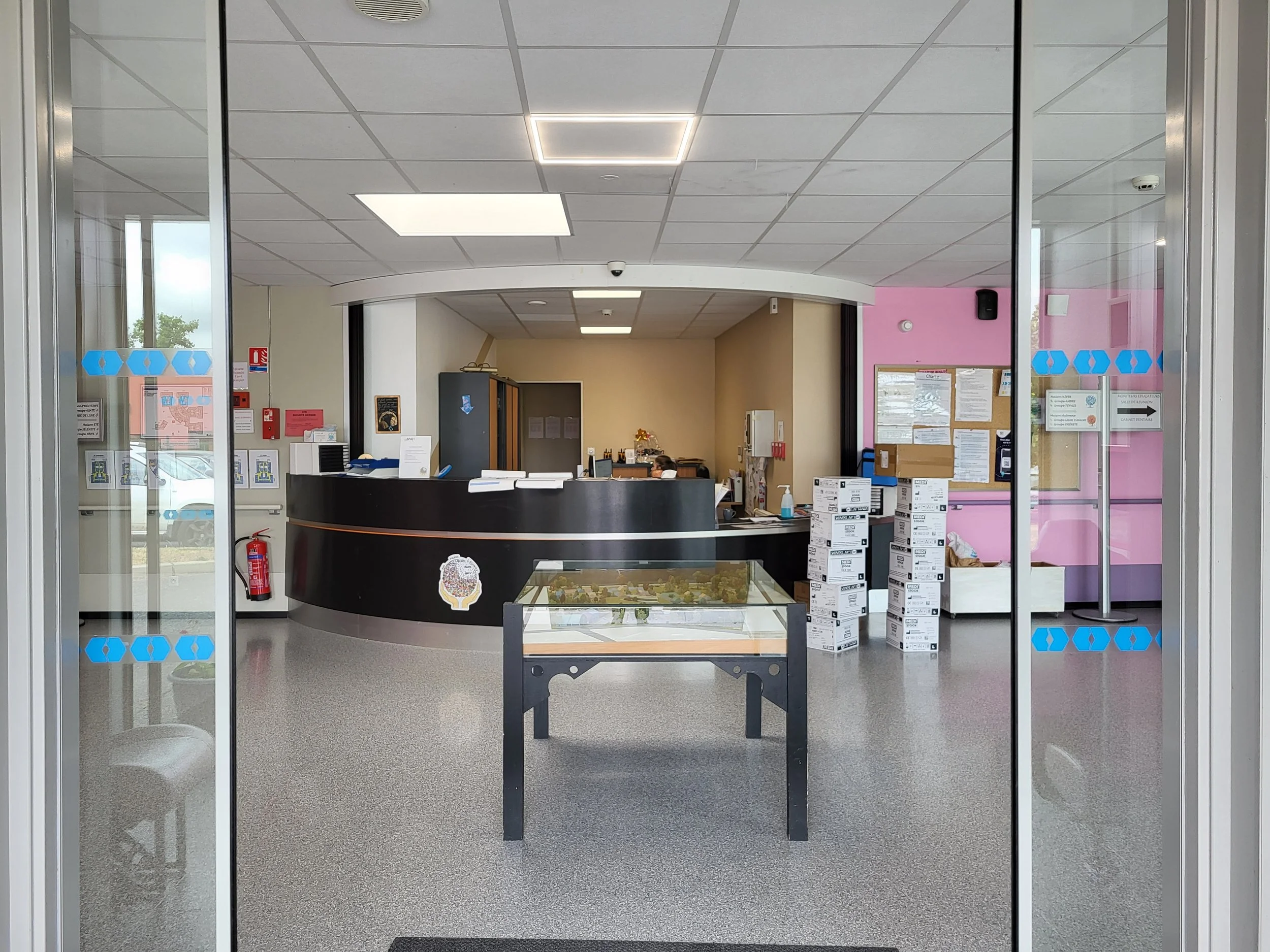 Hall d’accueil de la MAS Pierre Launay de l’APAJH 03.