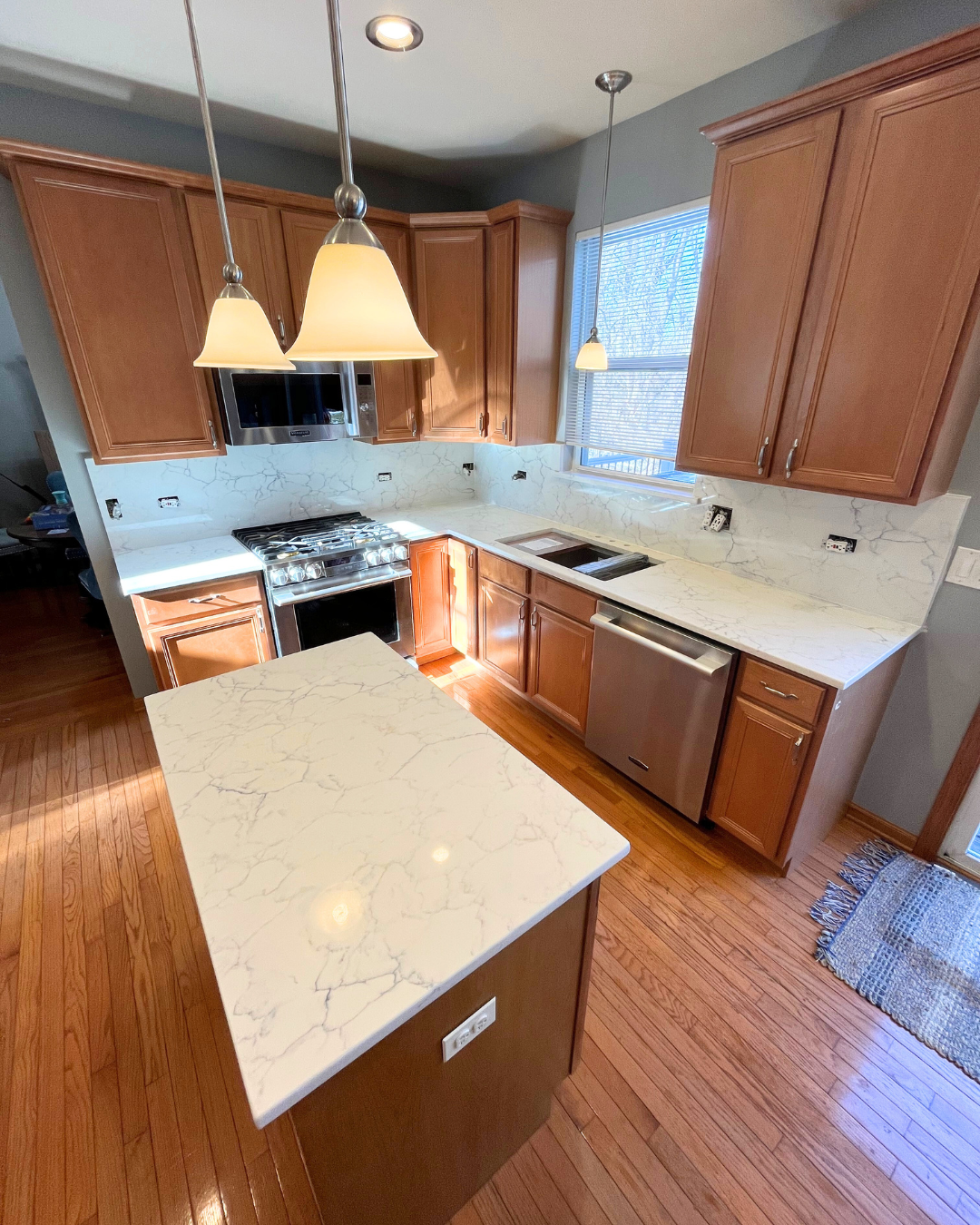 CALACATTA AZULEAN BY Q PREMIUM QUARTZ