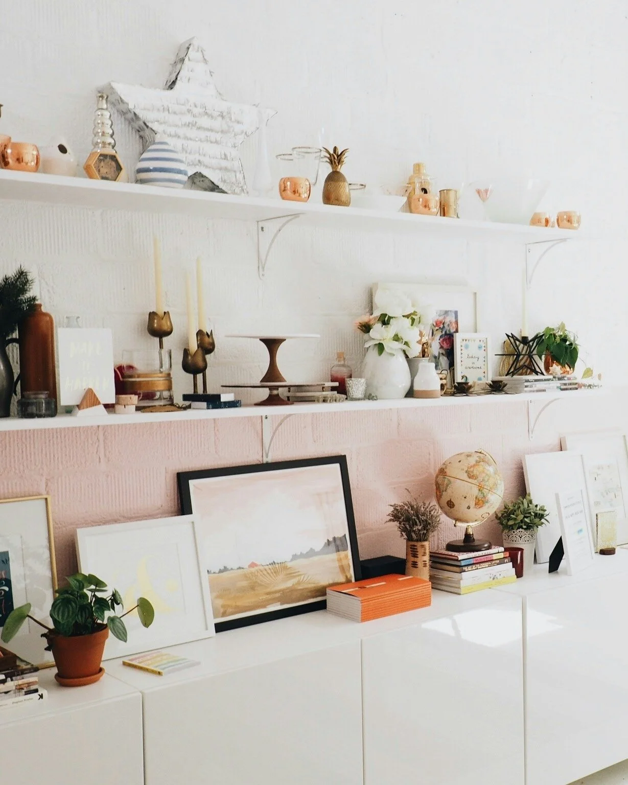 Et si votre boutique avait sa propre signature olfactive ? 

Un parfum ne se voit pas&hellip; mais il se ressent imm&eacute;diatement. D&egrave;s l&rsquo;entr&eacute;e, il cr&eacute;e une ambiance, renforce l&rsquo;identit&eacute; de votre marque et 