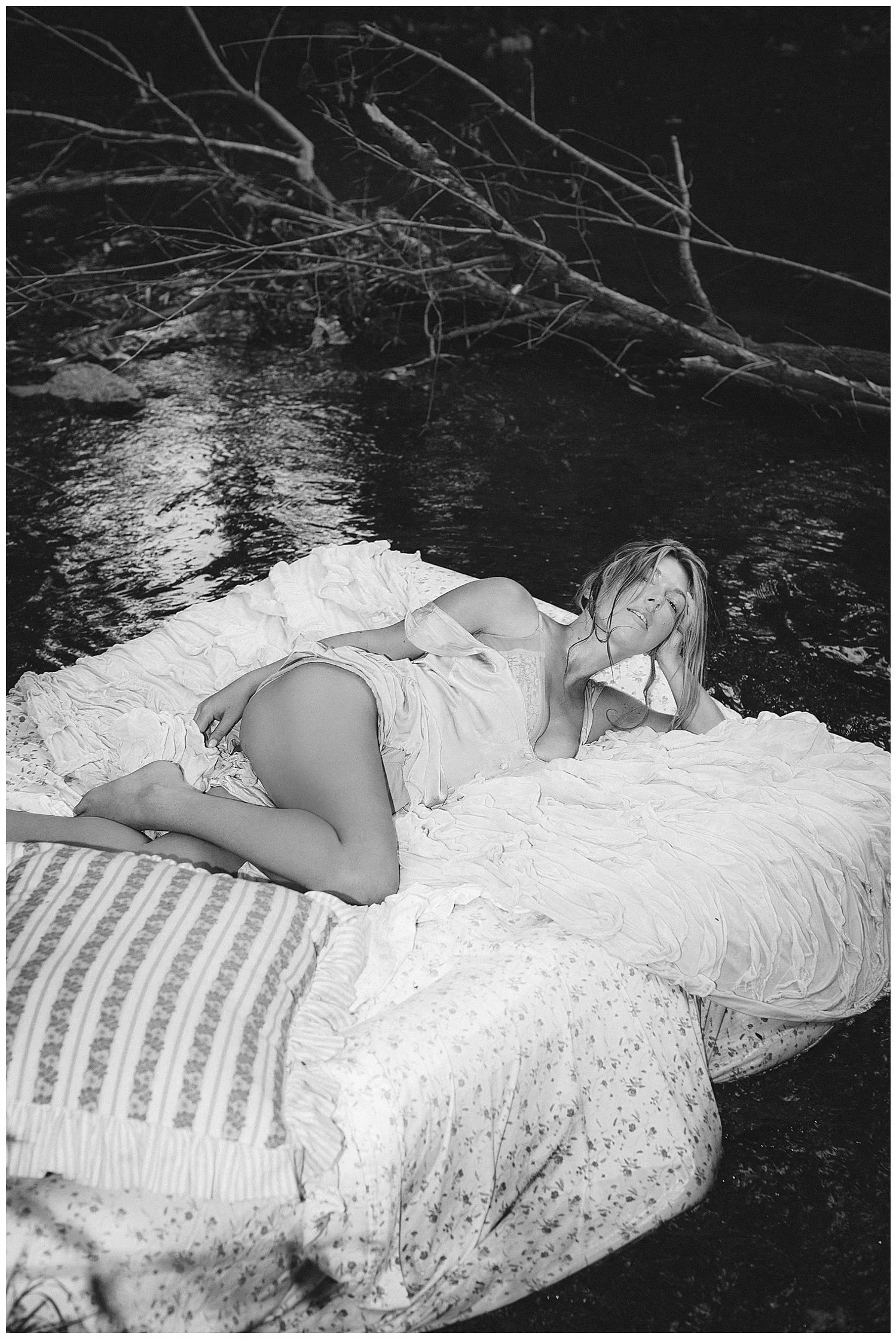 floating mattress | best friends session 