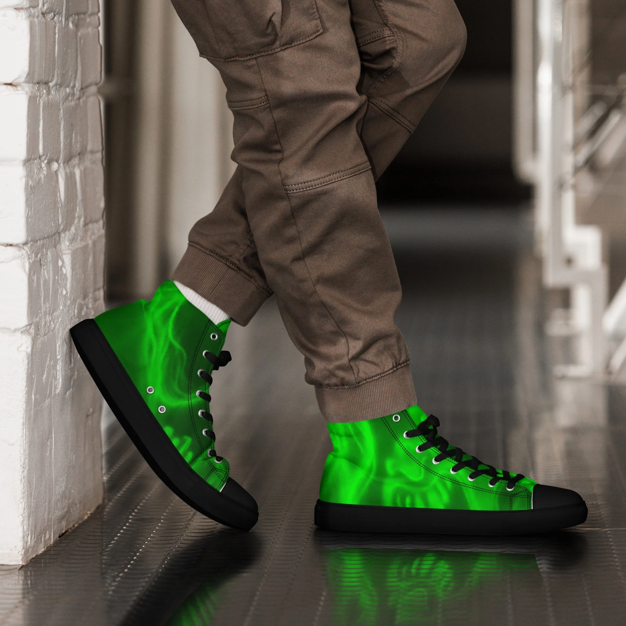 mens-high-top-canvas-shoes-black-right-2-6a63c0f820c0b.jpg