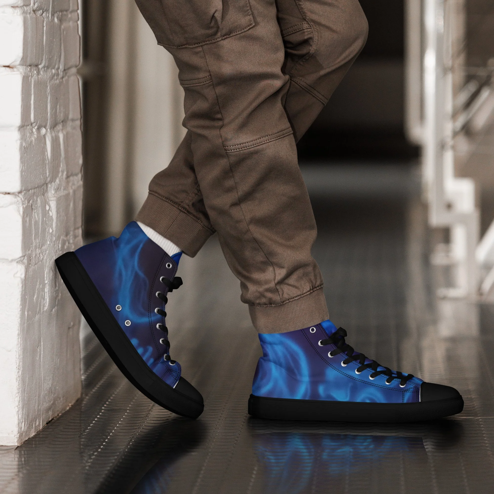 mens-high-top-canvas-shoes-black-right-2-6a63c2e0e9516.jpg