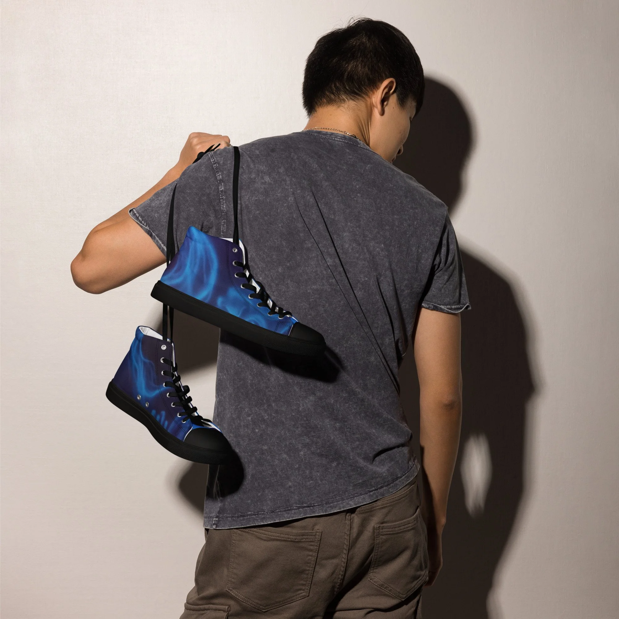mens-high-top-canvas-shoes-black-right-6a63c2e0e7f9d.jpg