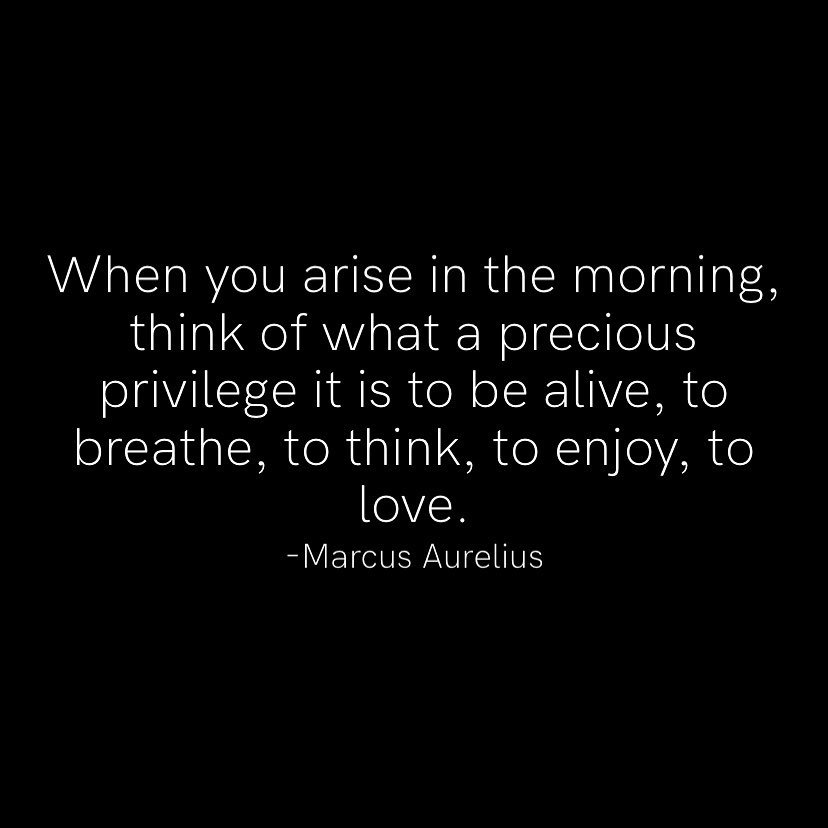 Good morning !!!! Enjoy your Thursday keep positive and know there is a light at the end of the tunnel. #thursday #light #boxes #breathe #localbusiness #austintexas #womanownedbusiness