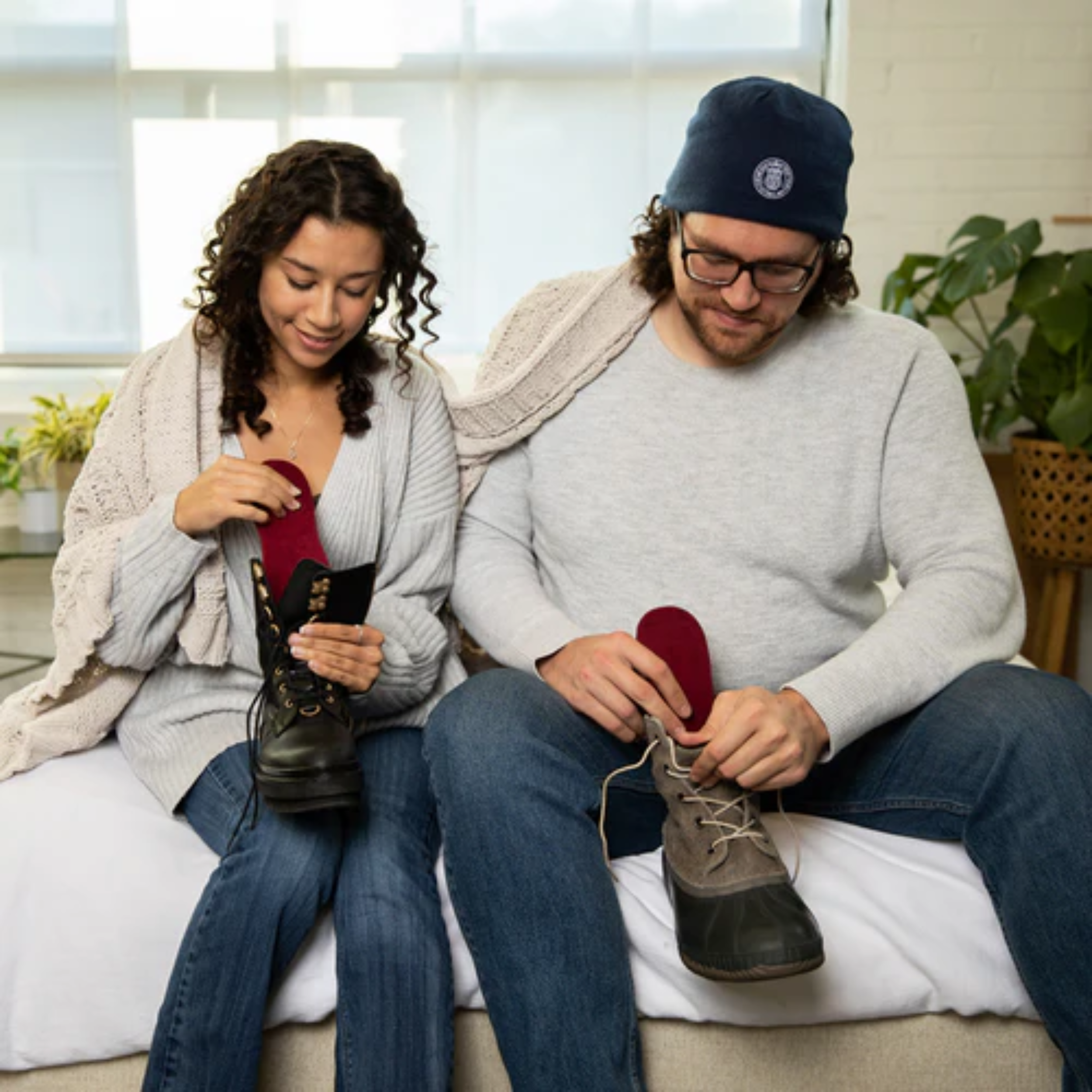 Heated Insoles (4).png