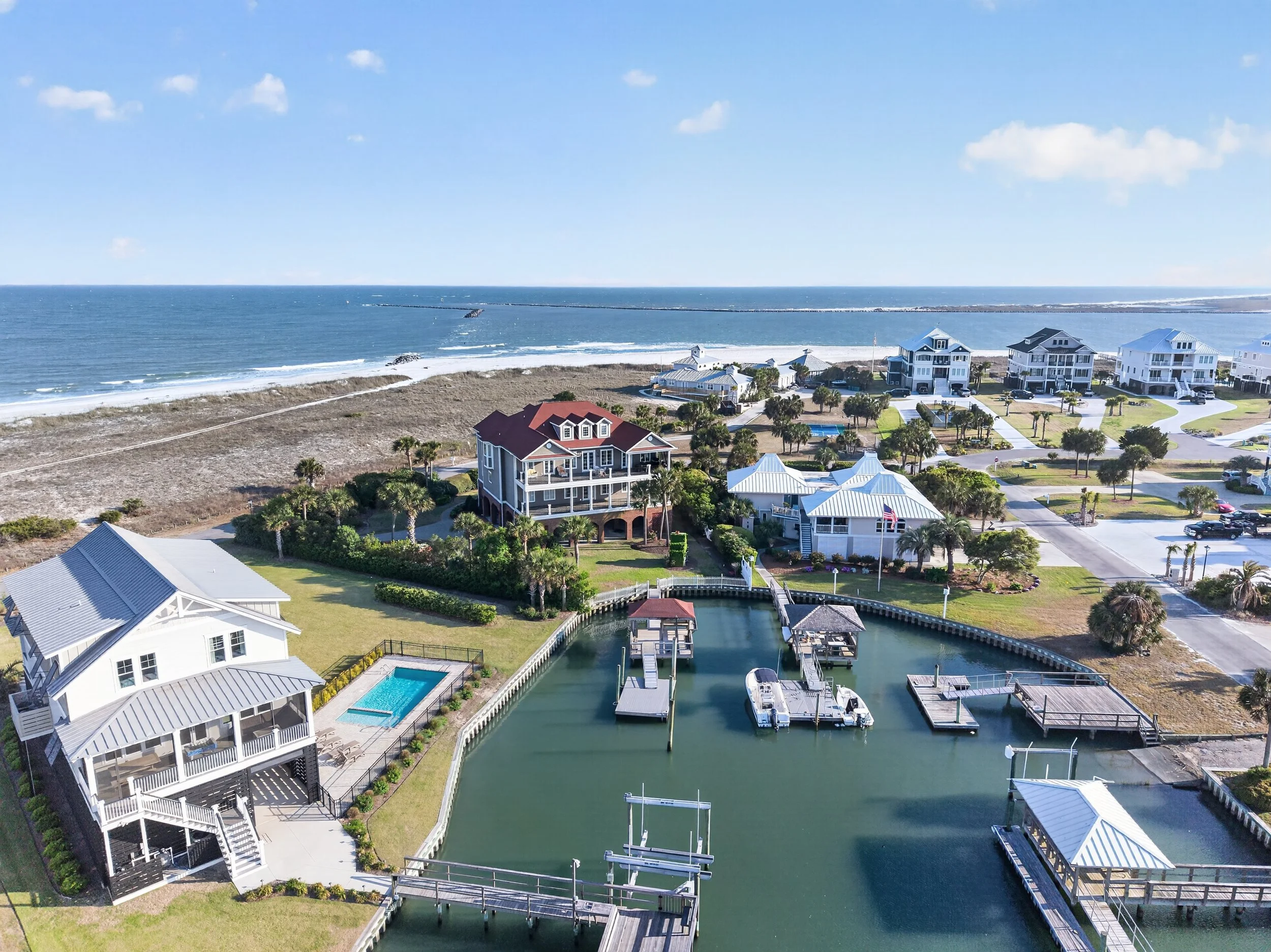 2254 S WACCAMAW DR